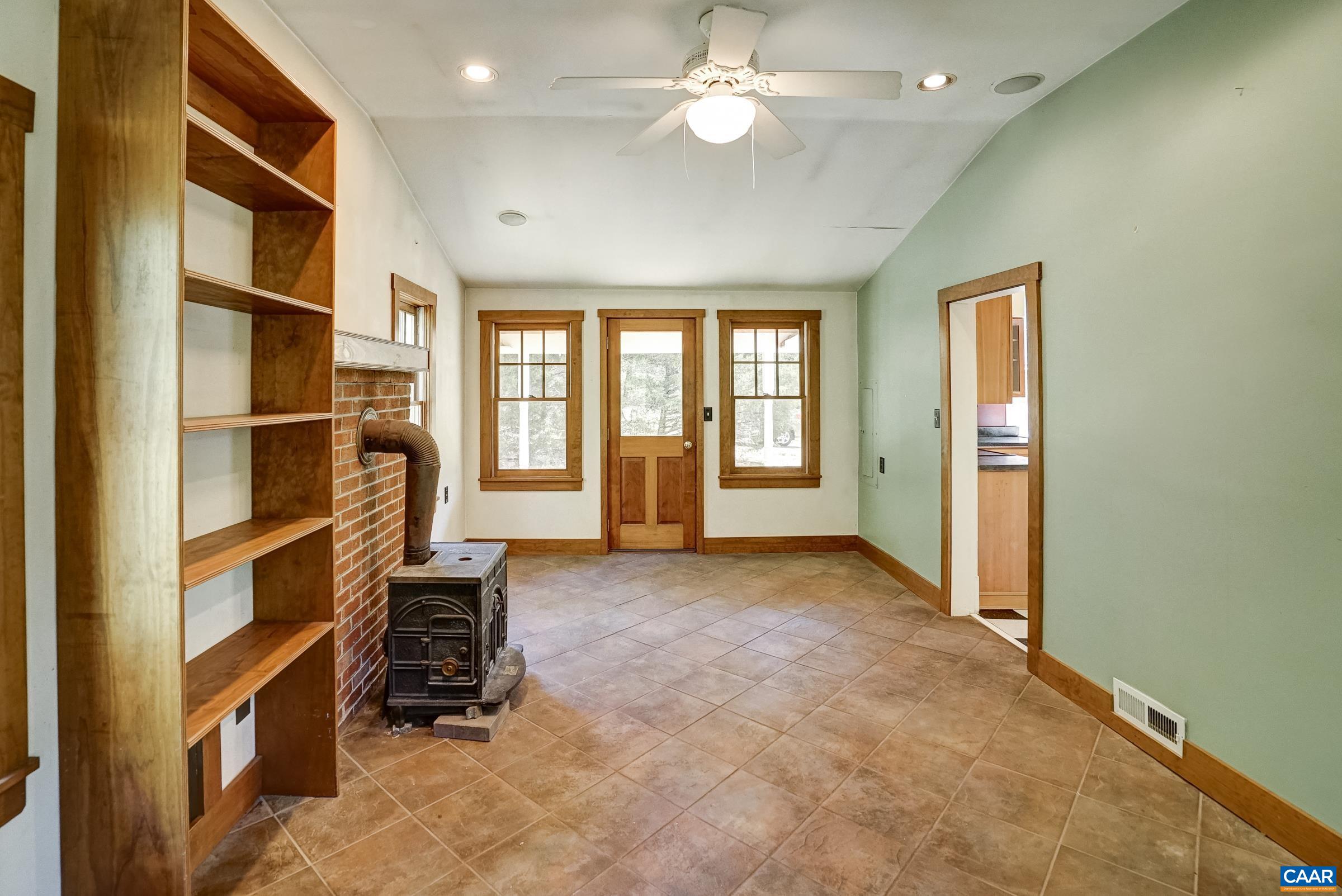 1421 ARRINGTON RD