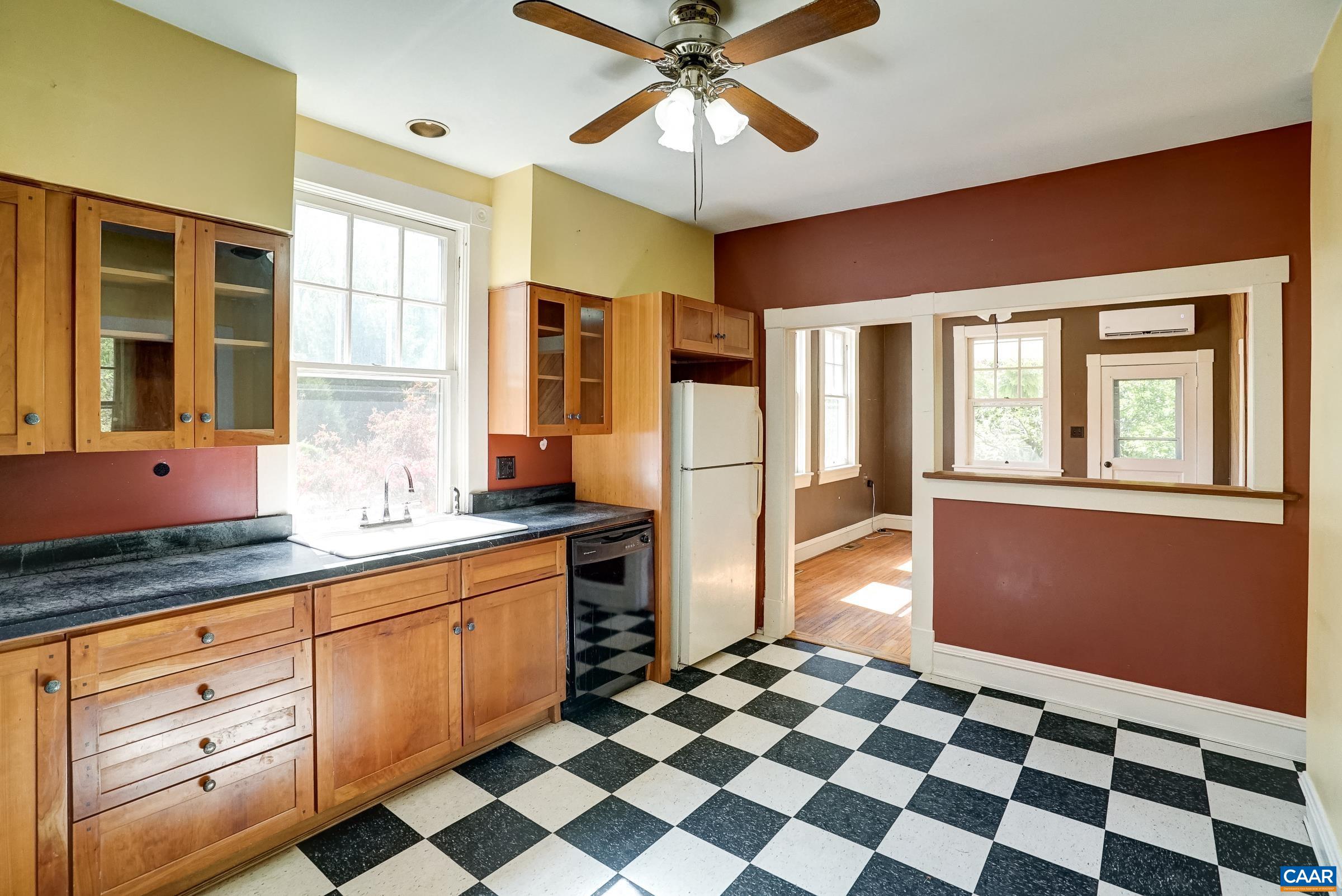 1421 ARRINGTON RD