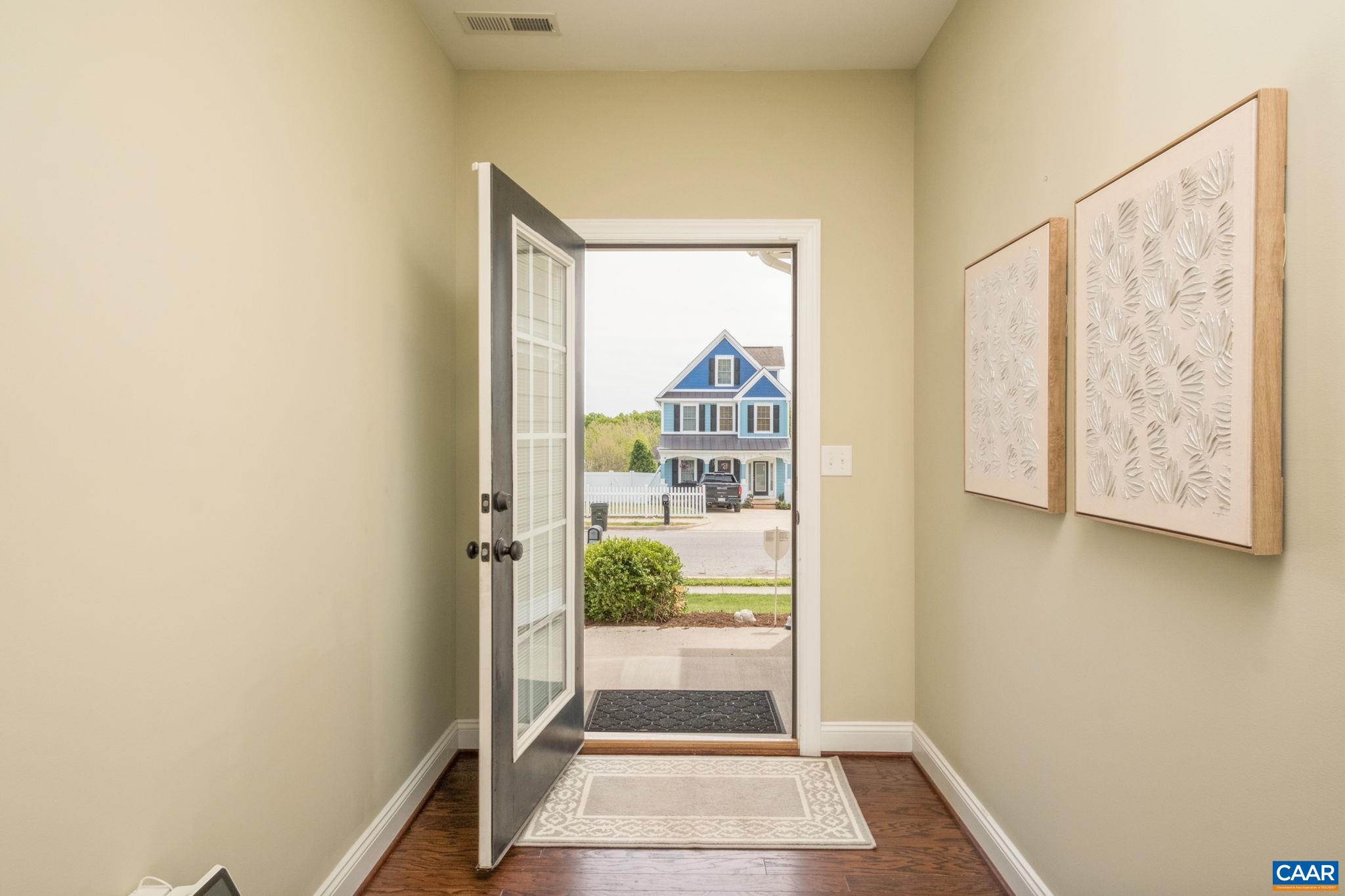 265 WINDSOR DR