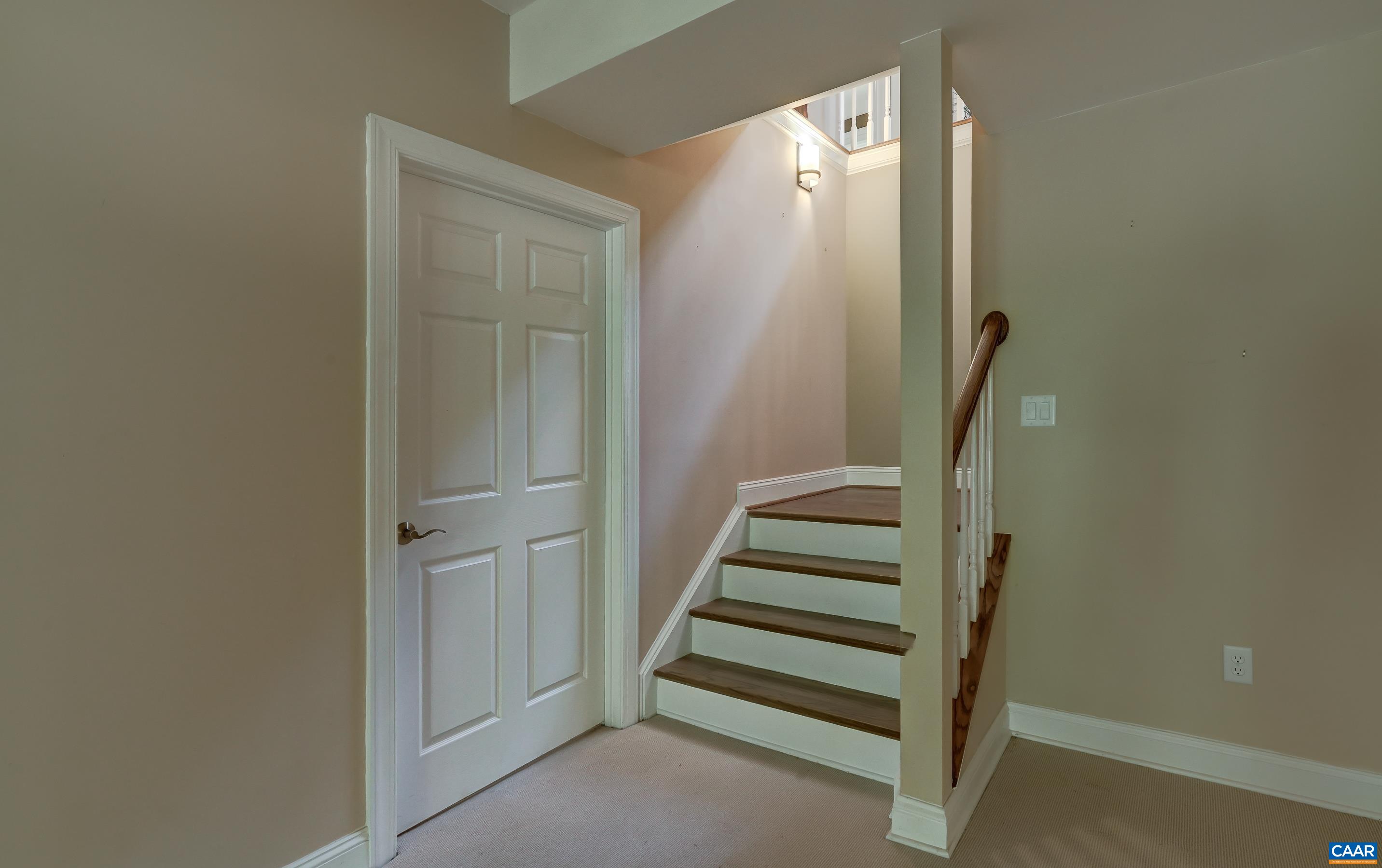 395 IVY VISTA DR