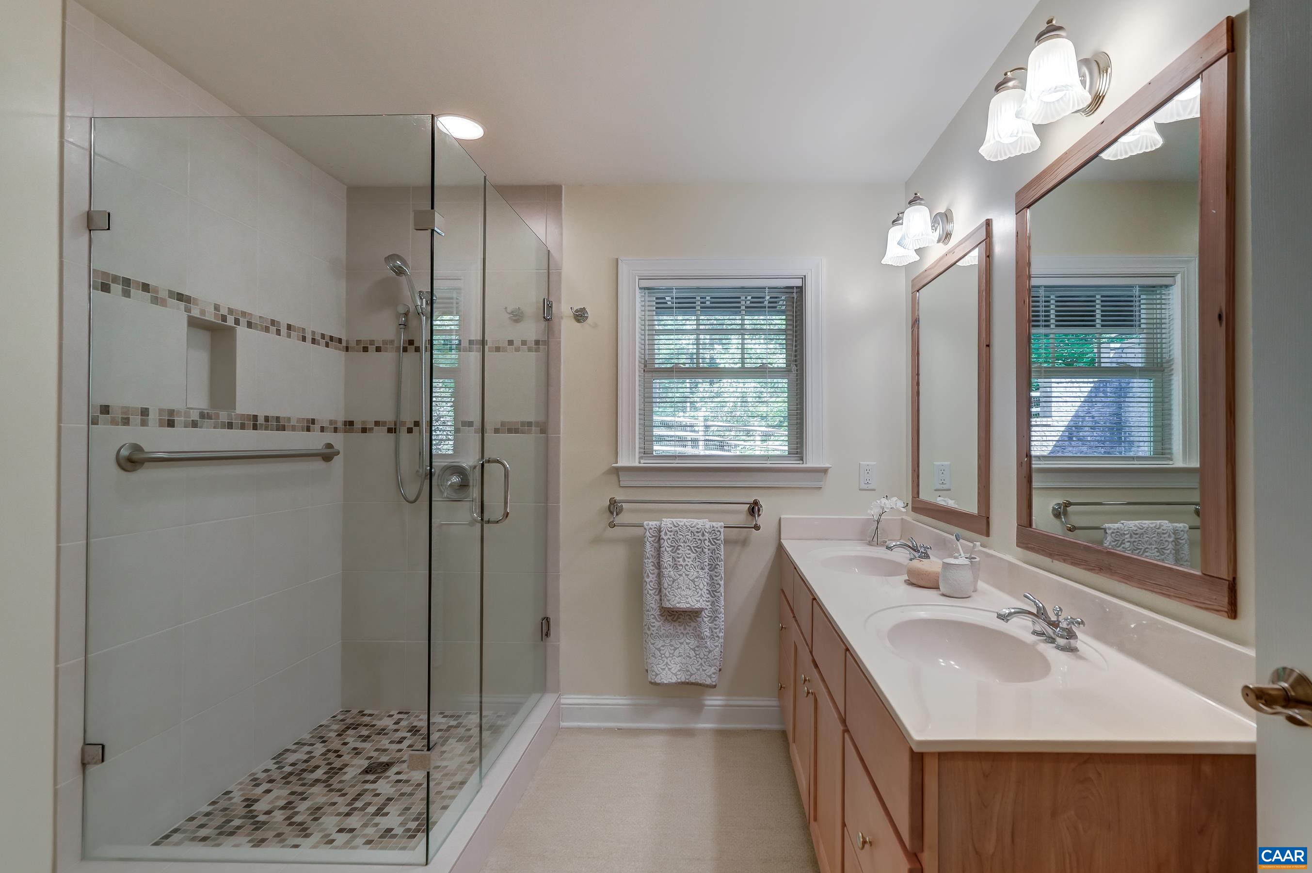 395 IVY VISTA DR