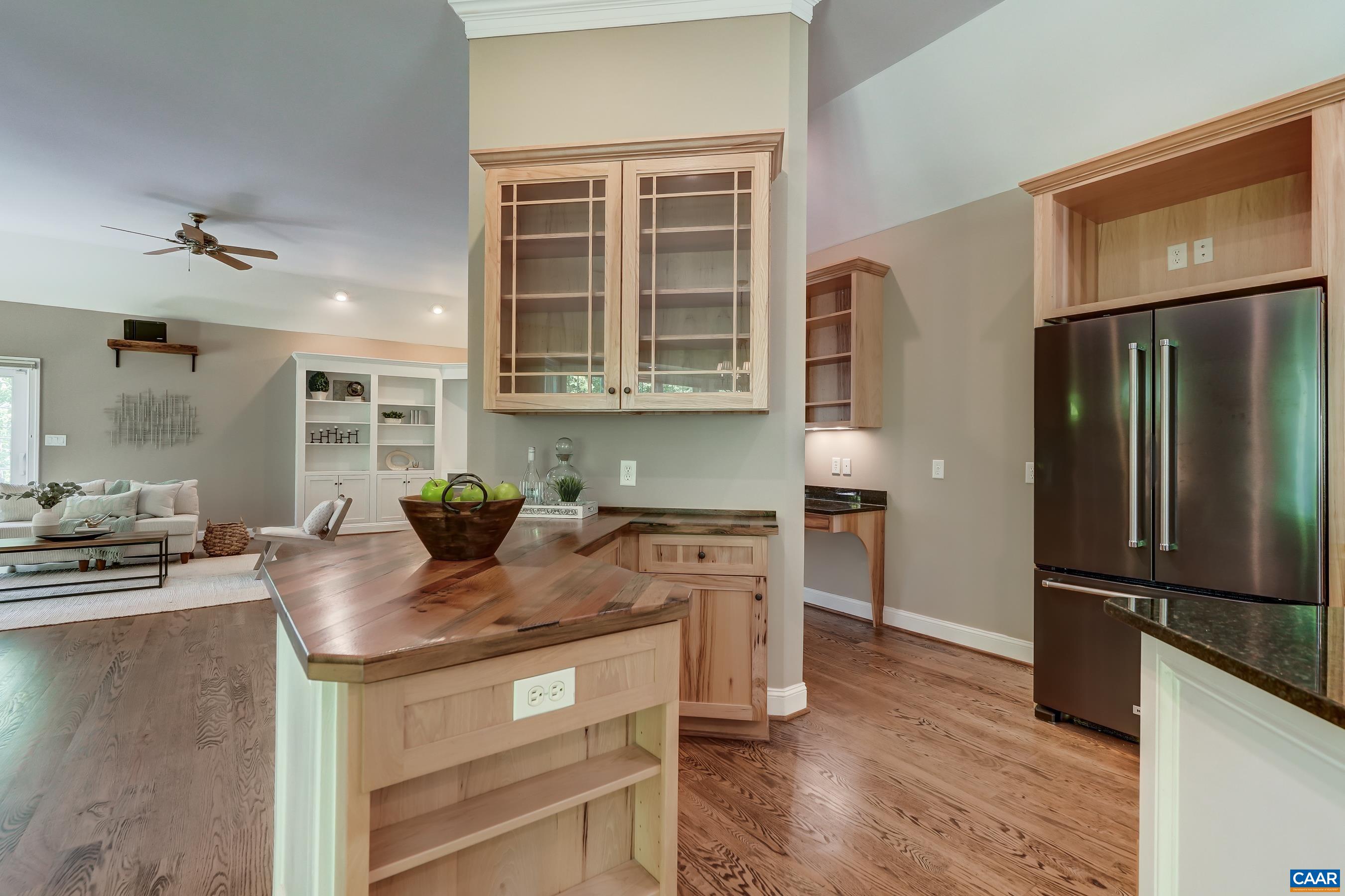 395 IVY VISTA DR