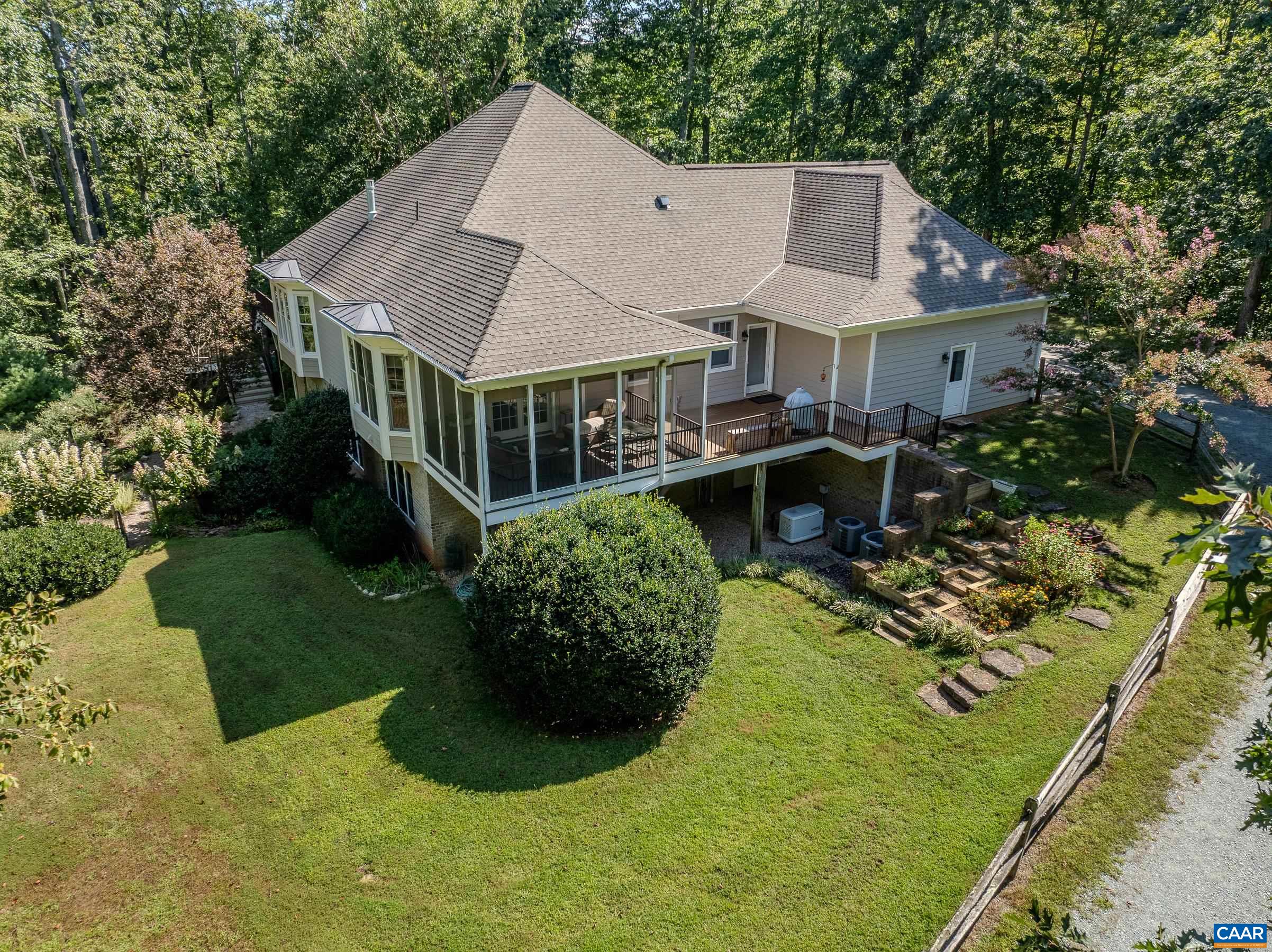 395 IVY VISTA DR