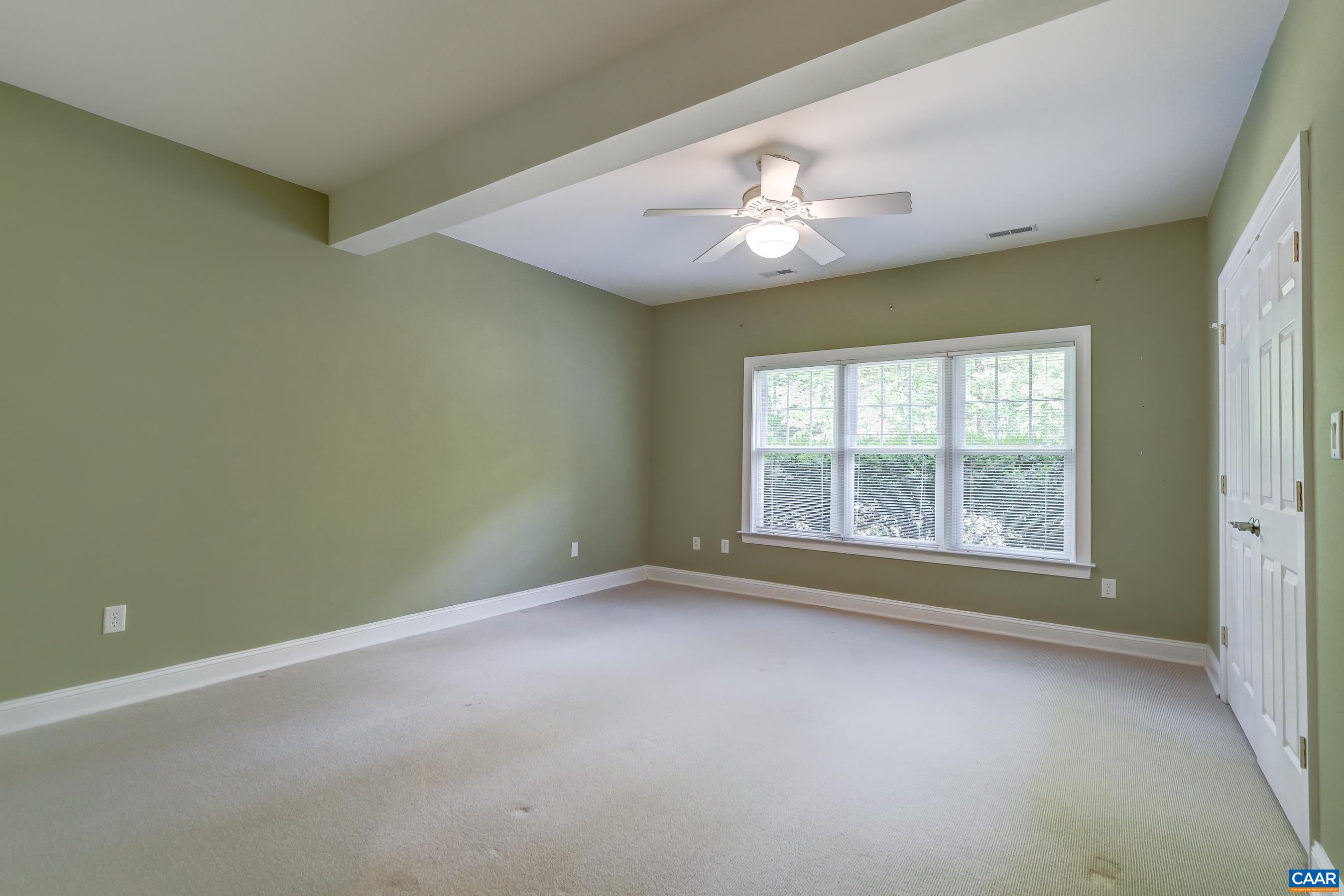 395 IVY VISTA DR