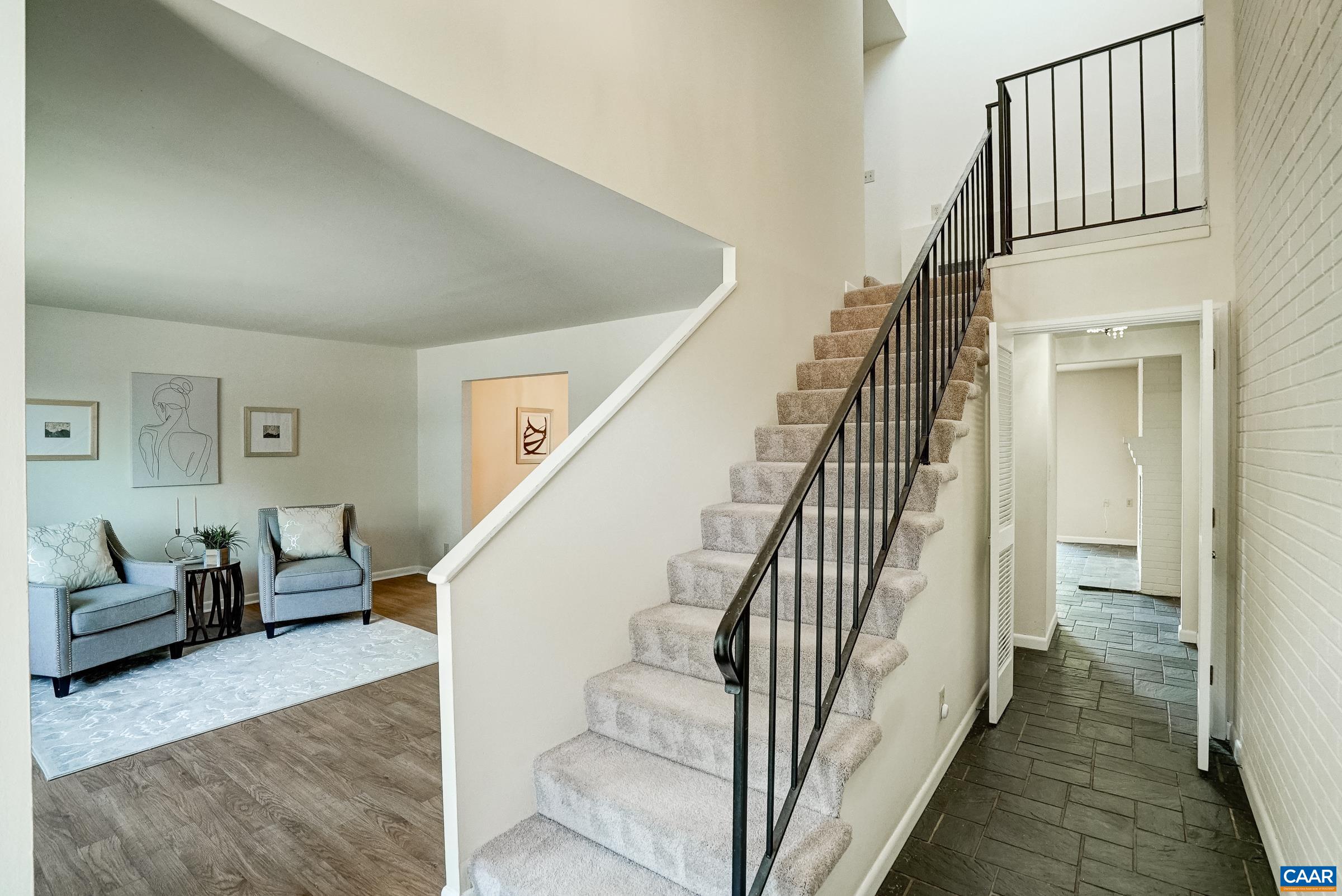 239 HARVEST DR