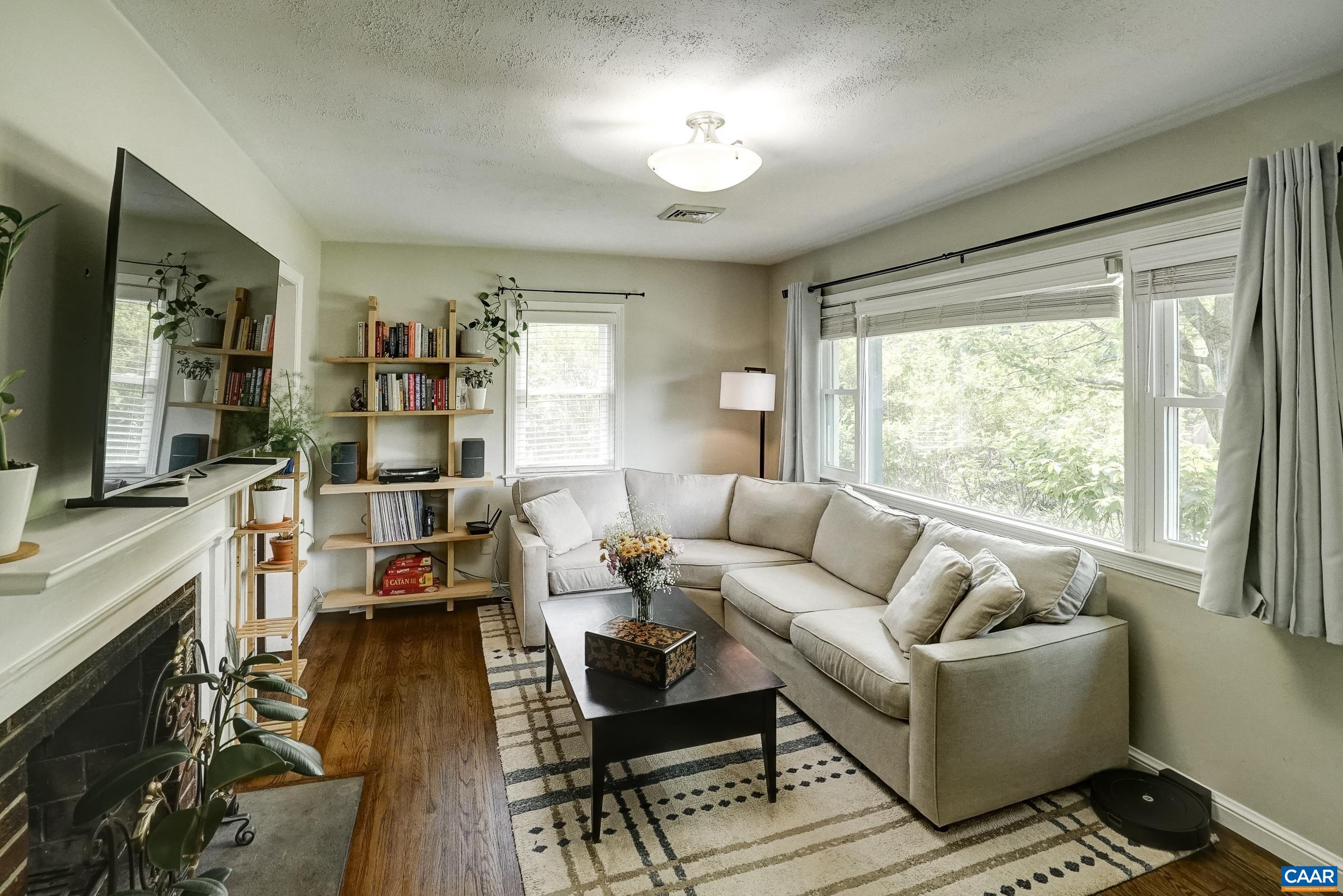 1014 SHERIDAN AVE