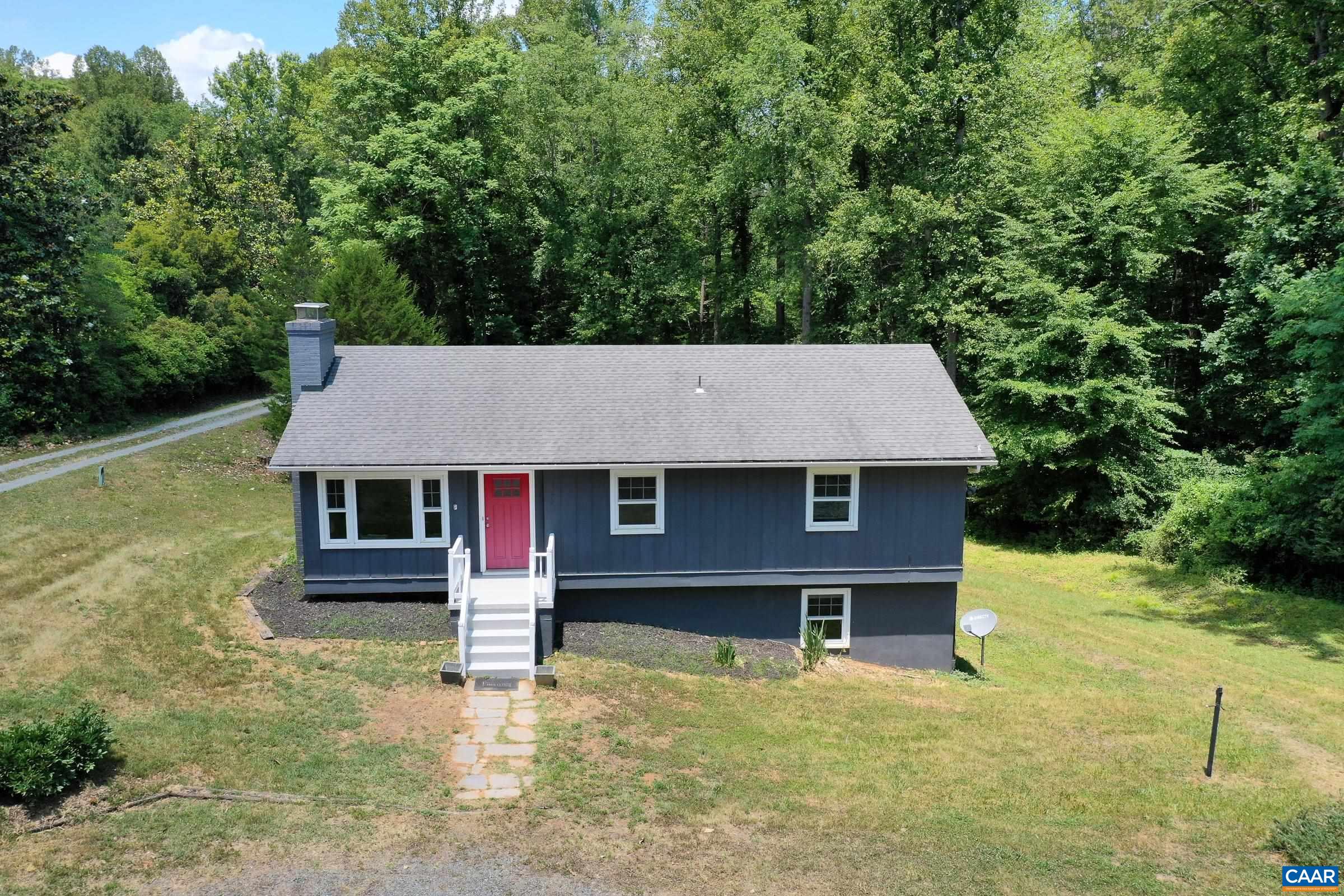 3272 HORSESHOE BEND RD