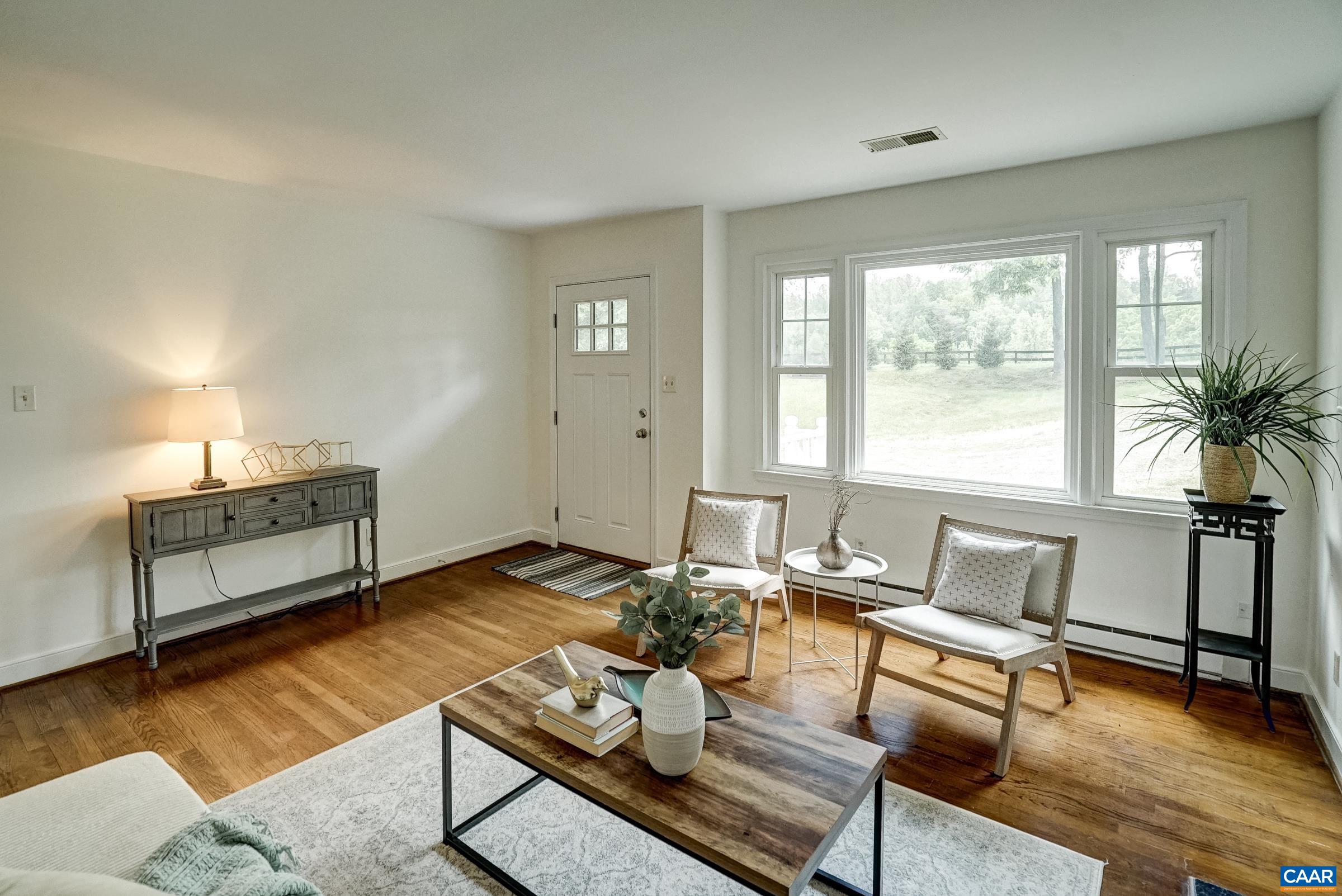 3272 HORSESHOE BEND RD
