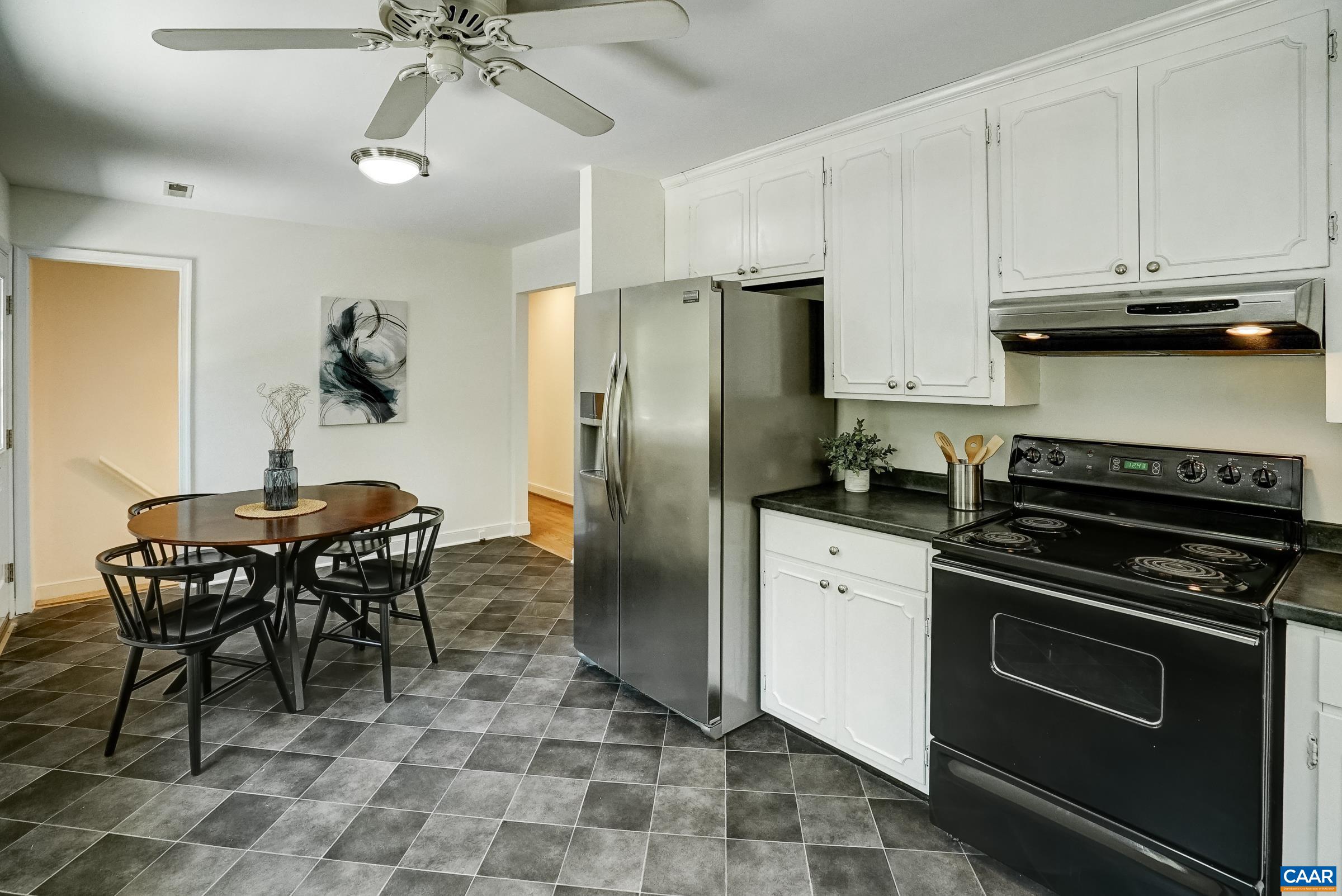 3272 HORSESHOE BEND RD
