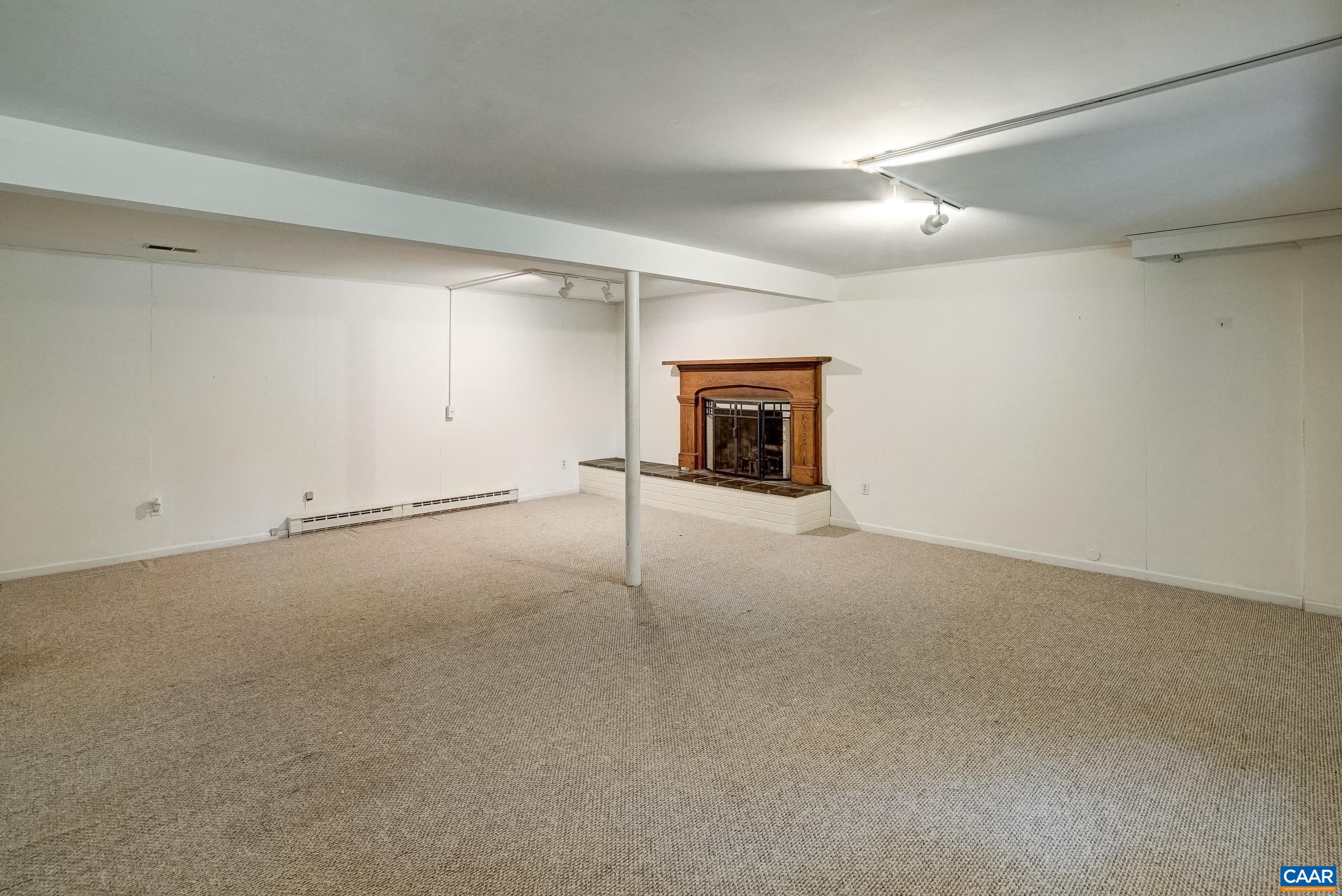 3272 HORSESHOE BEND RD