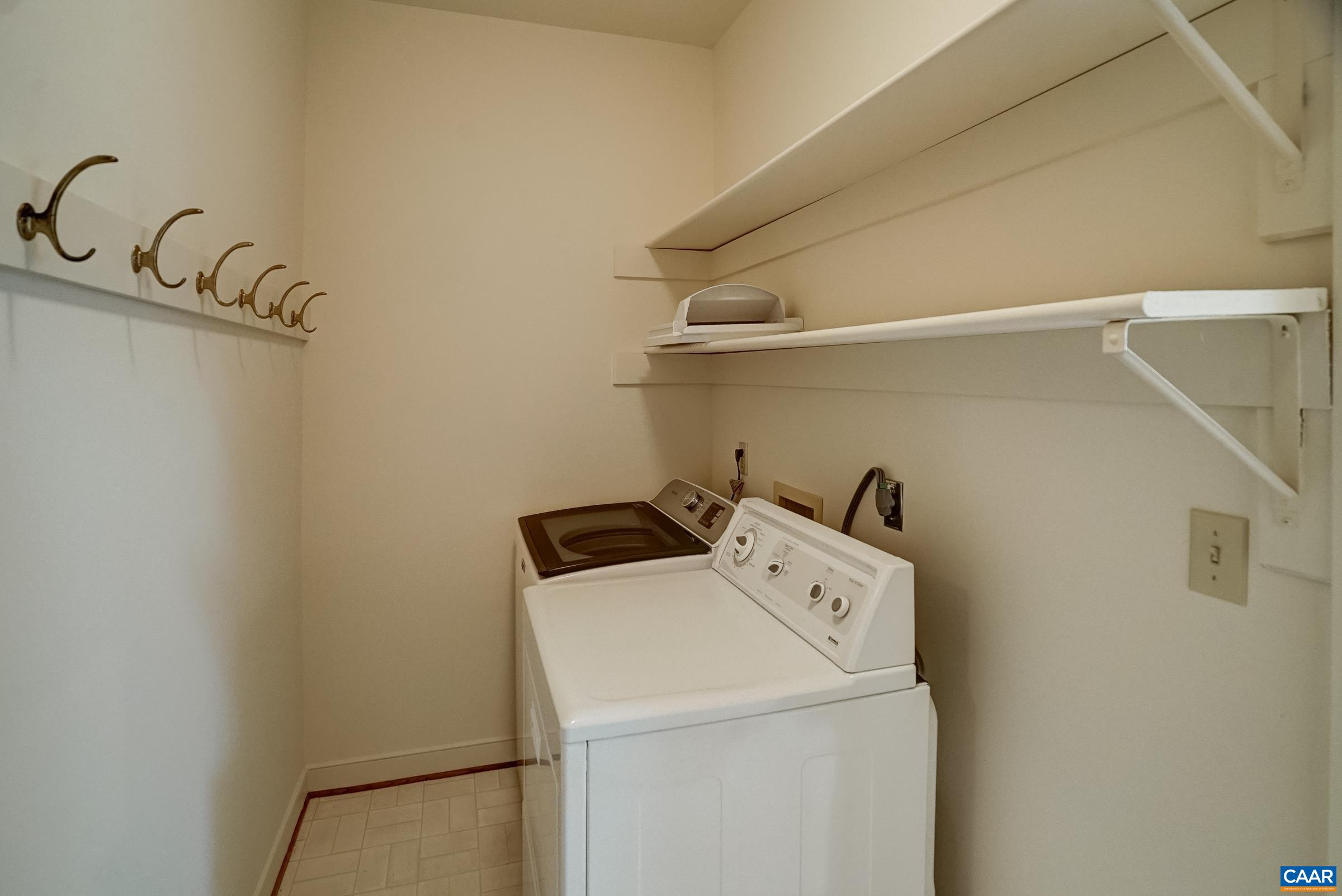 1130 HIGHLANDS DR