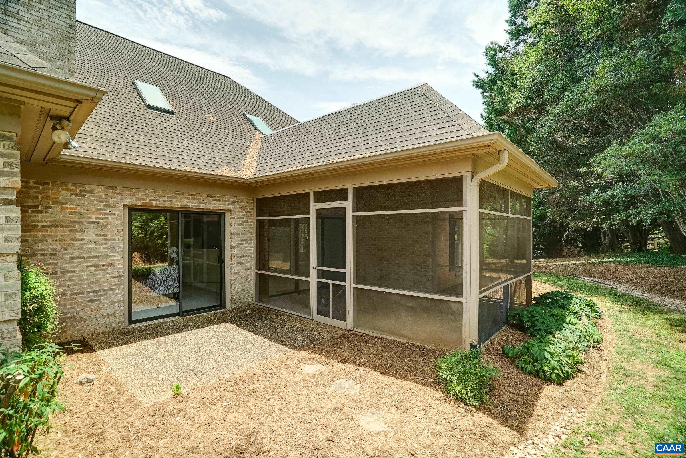 1130 HIGHLANDS DR