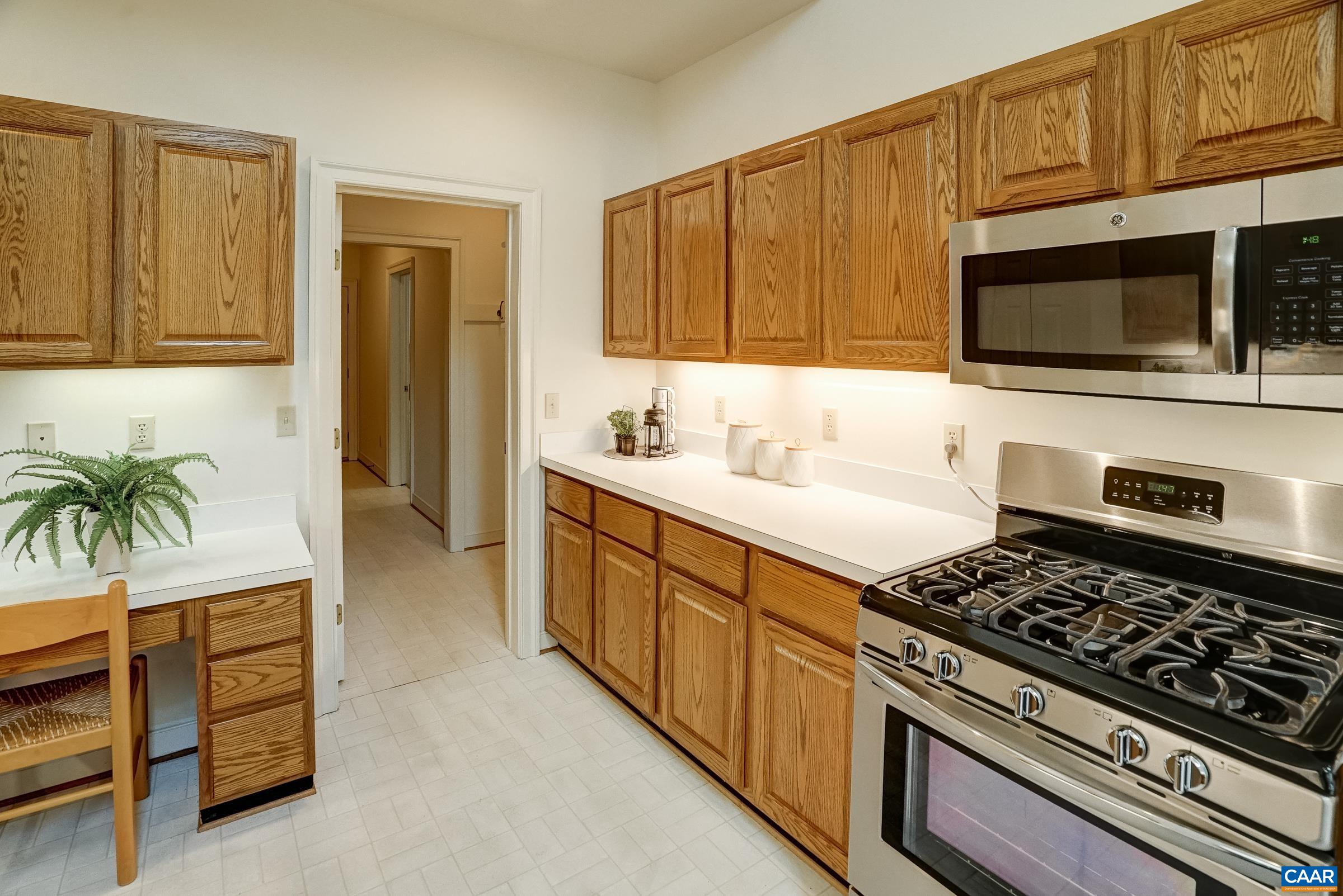 1130 HIGHLANDS DR