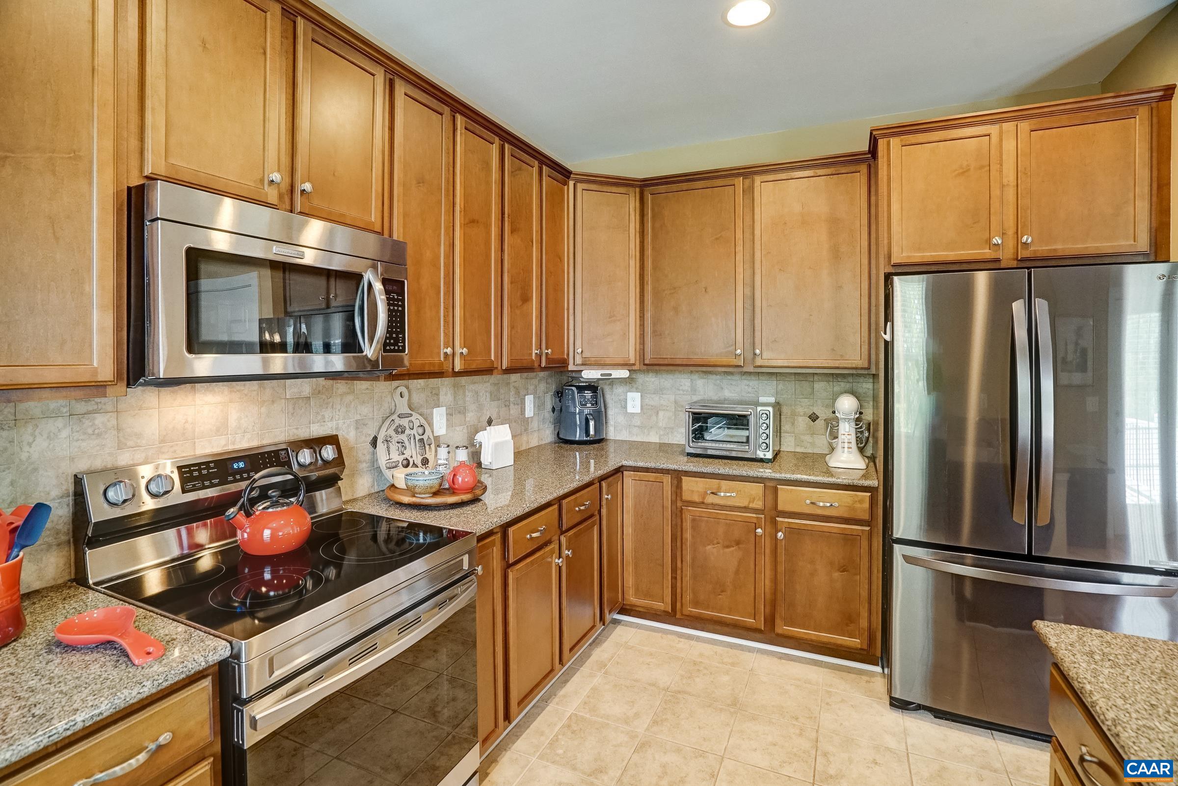 2131 SUNDOWN PL