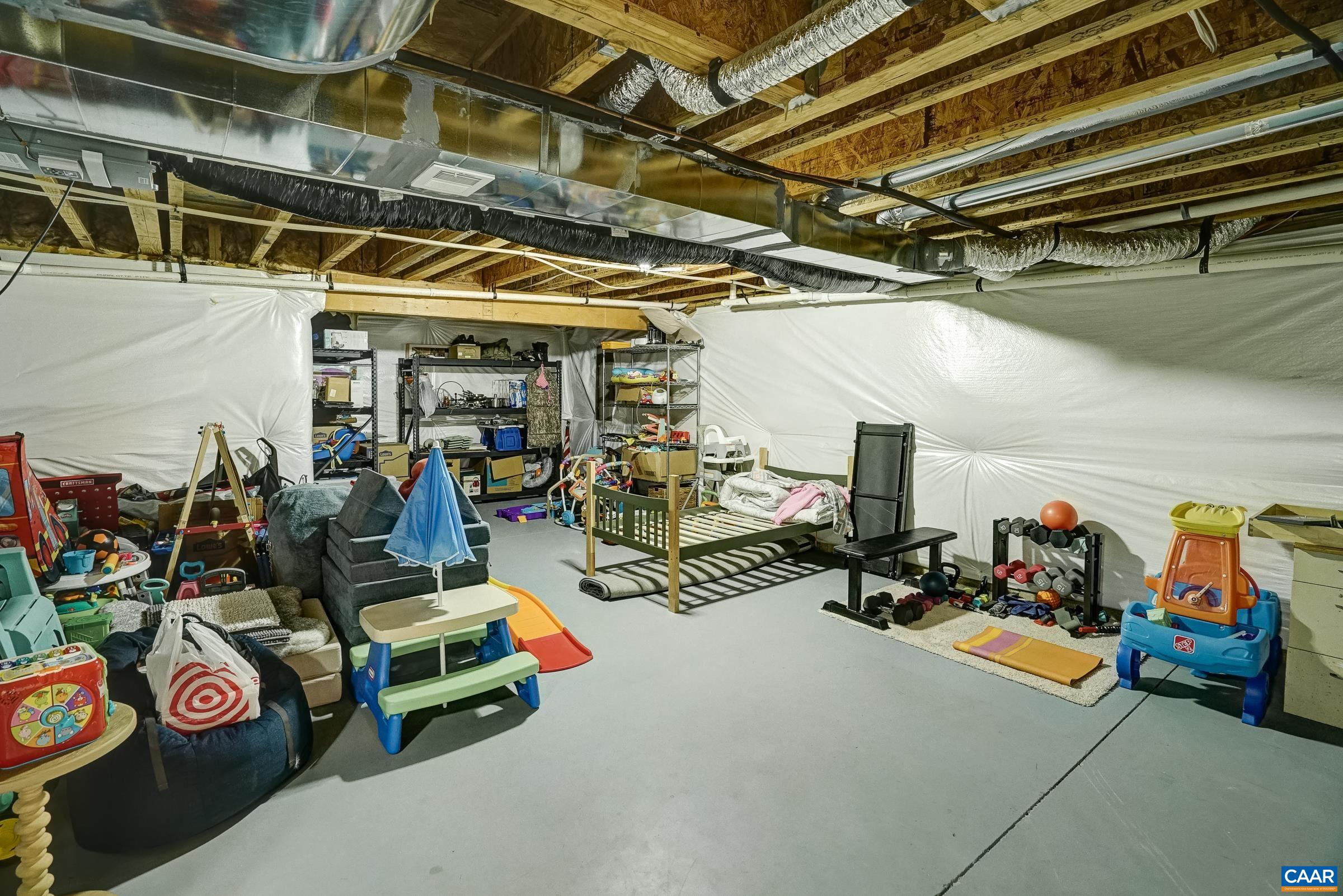 94 HIGHLAND CIR