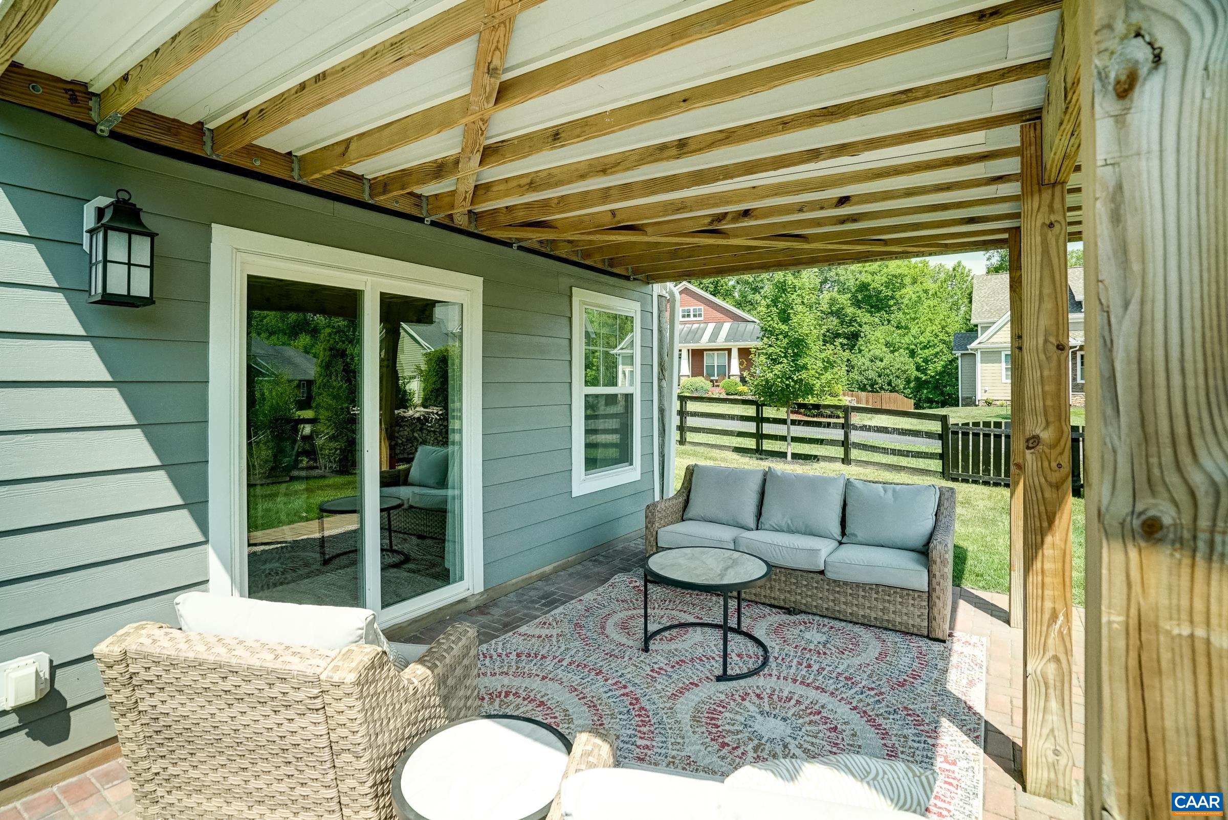 94 HIGHLAND CIR