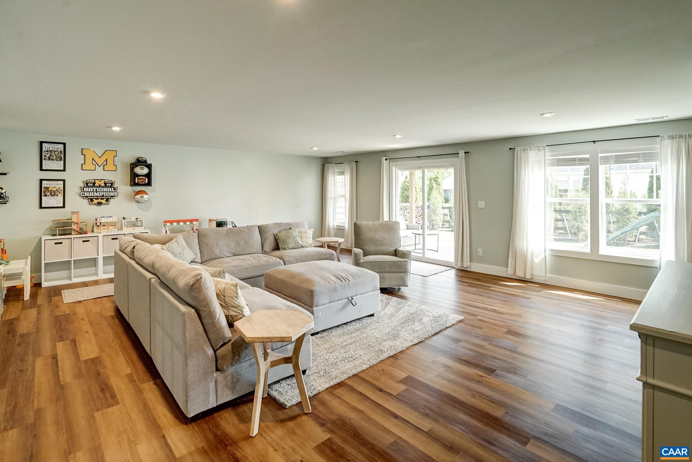 94 HIGHLAND CIR