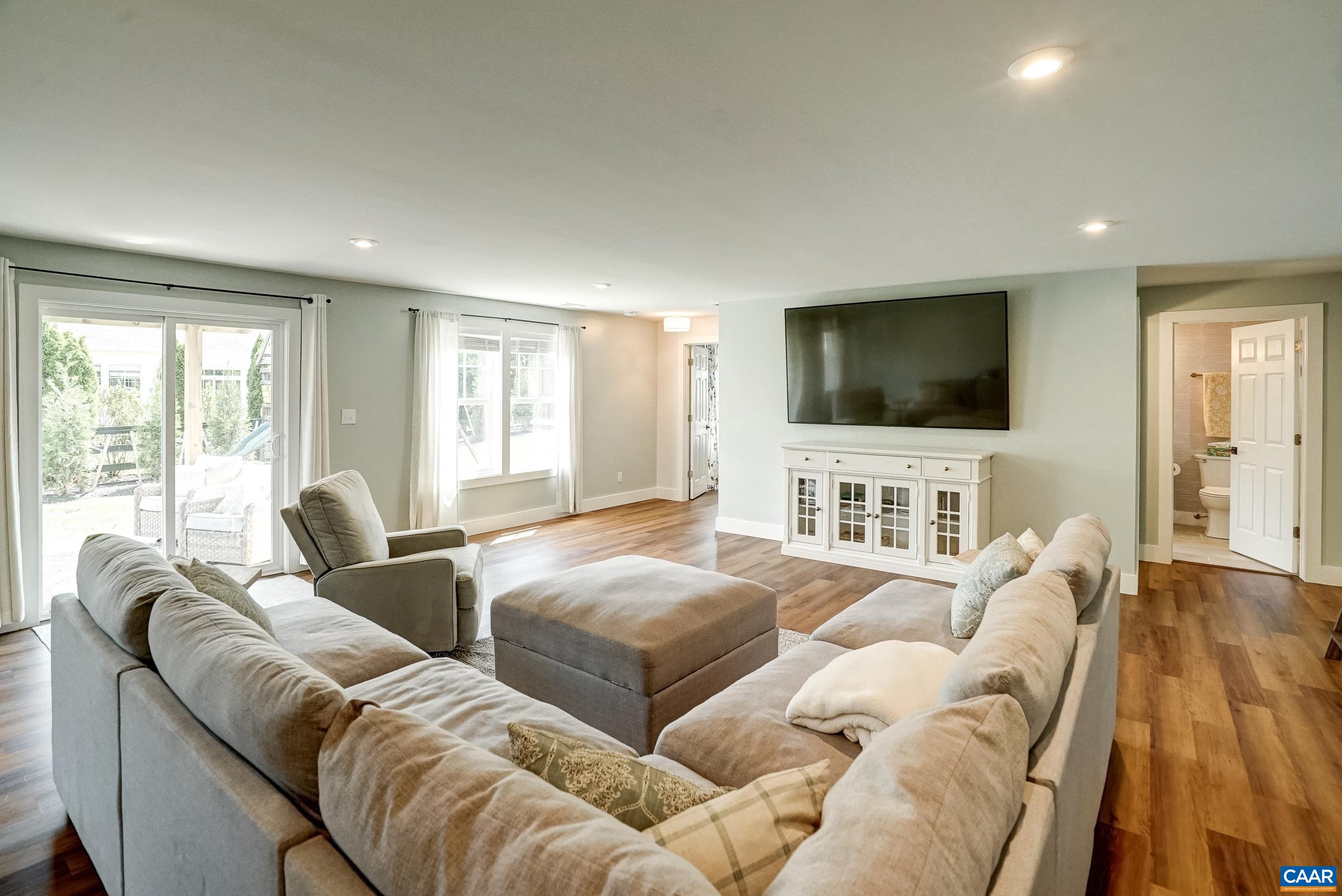 94 HIGHLAND CIR