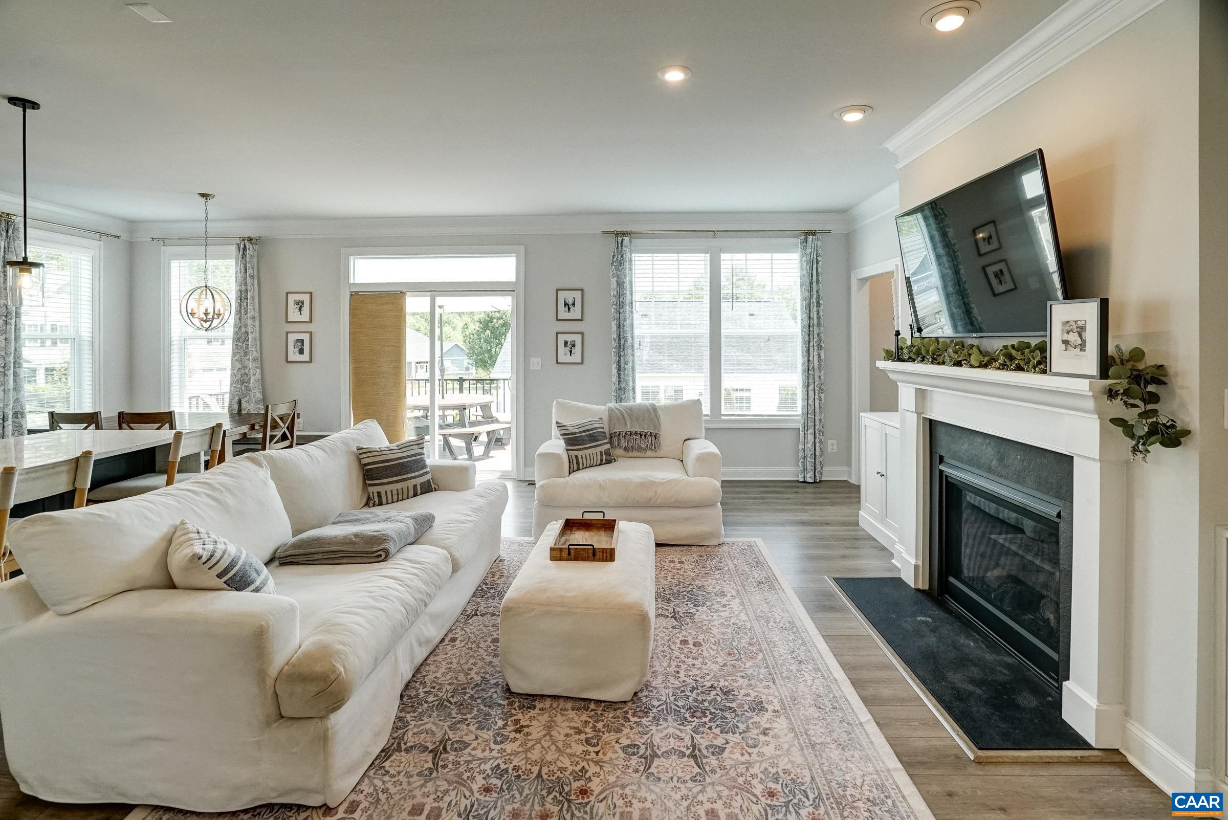 94 HIGHLAND CIR