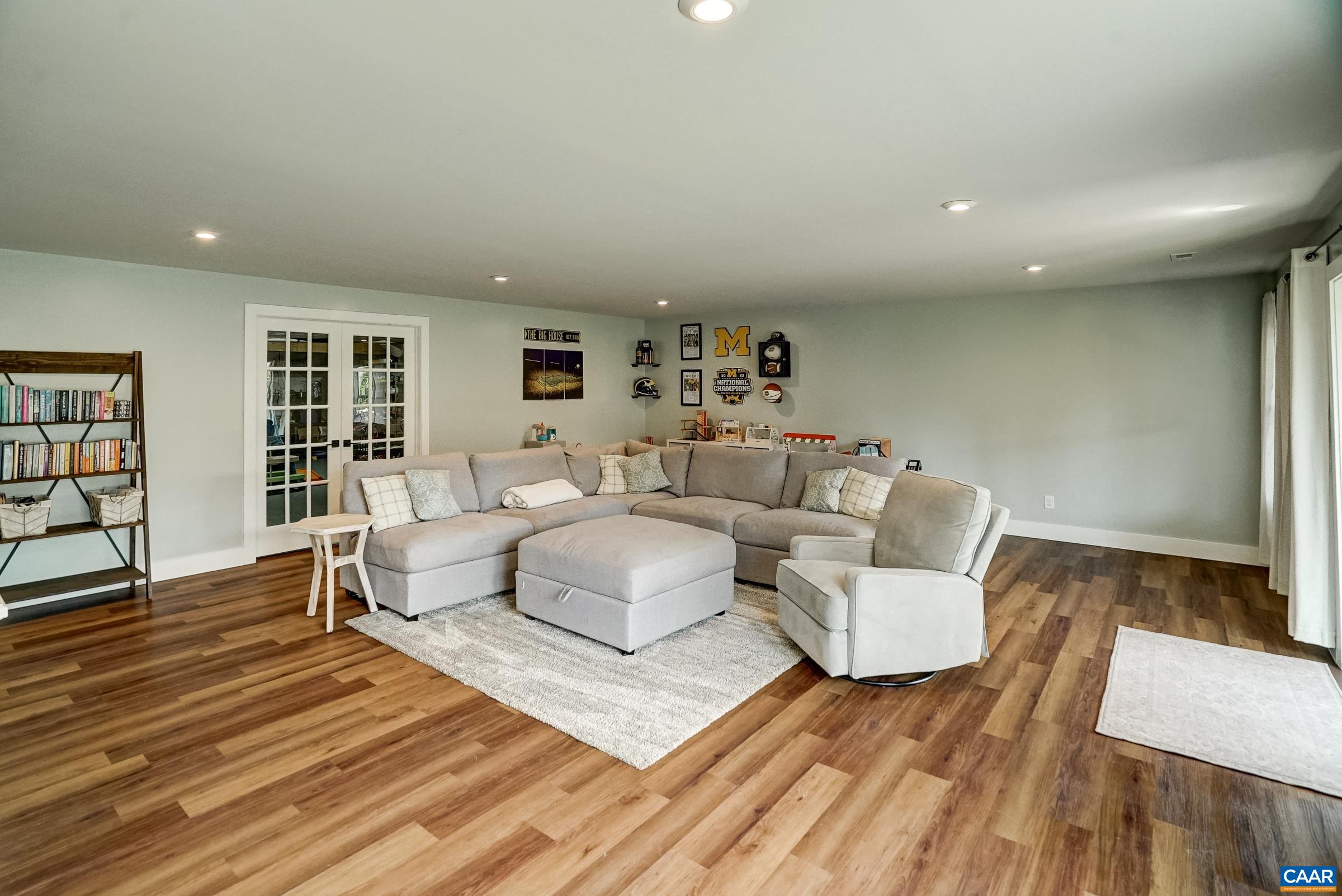 94 HIGHLAND CIR