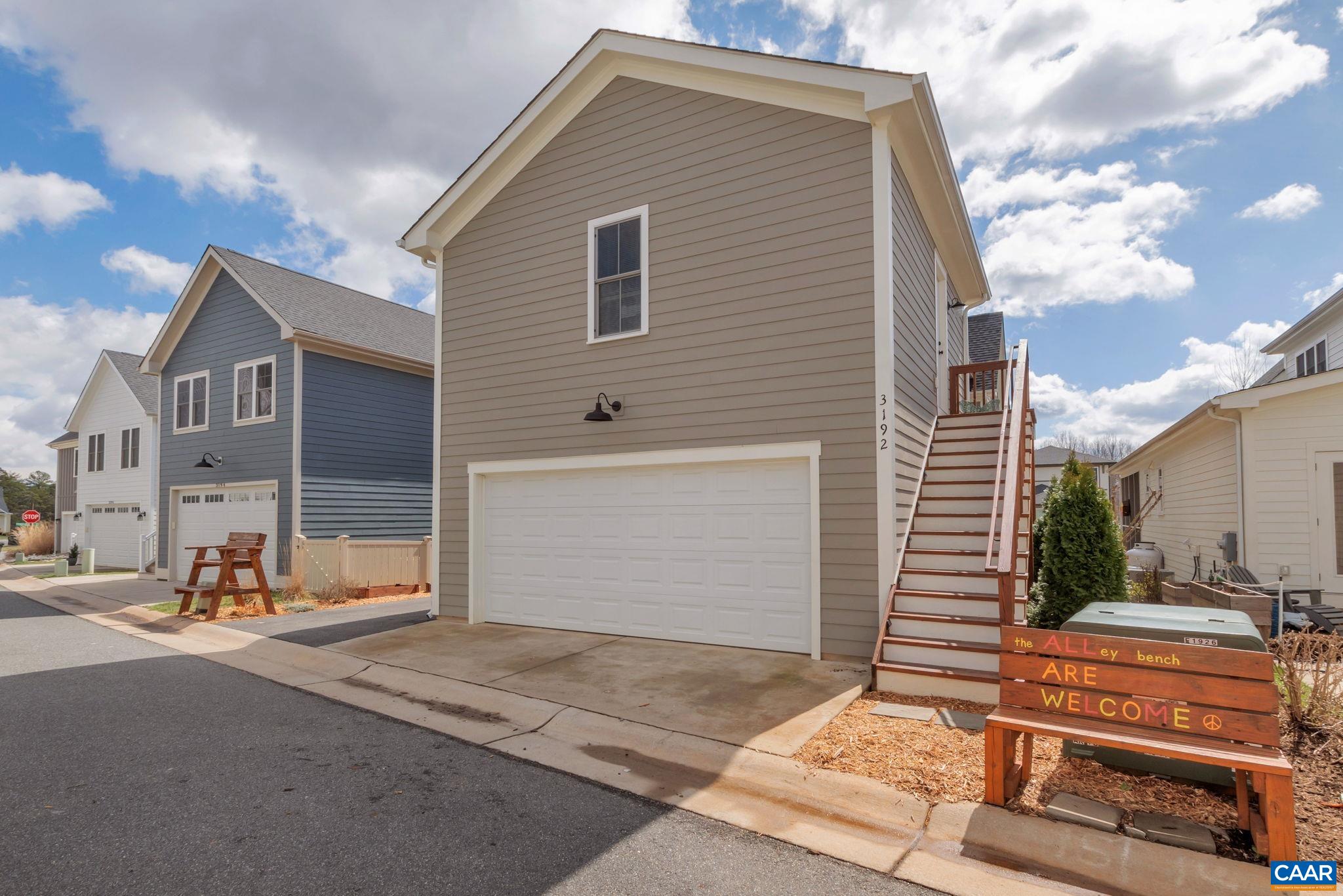 3298 ROWCROSS ST