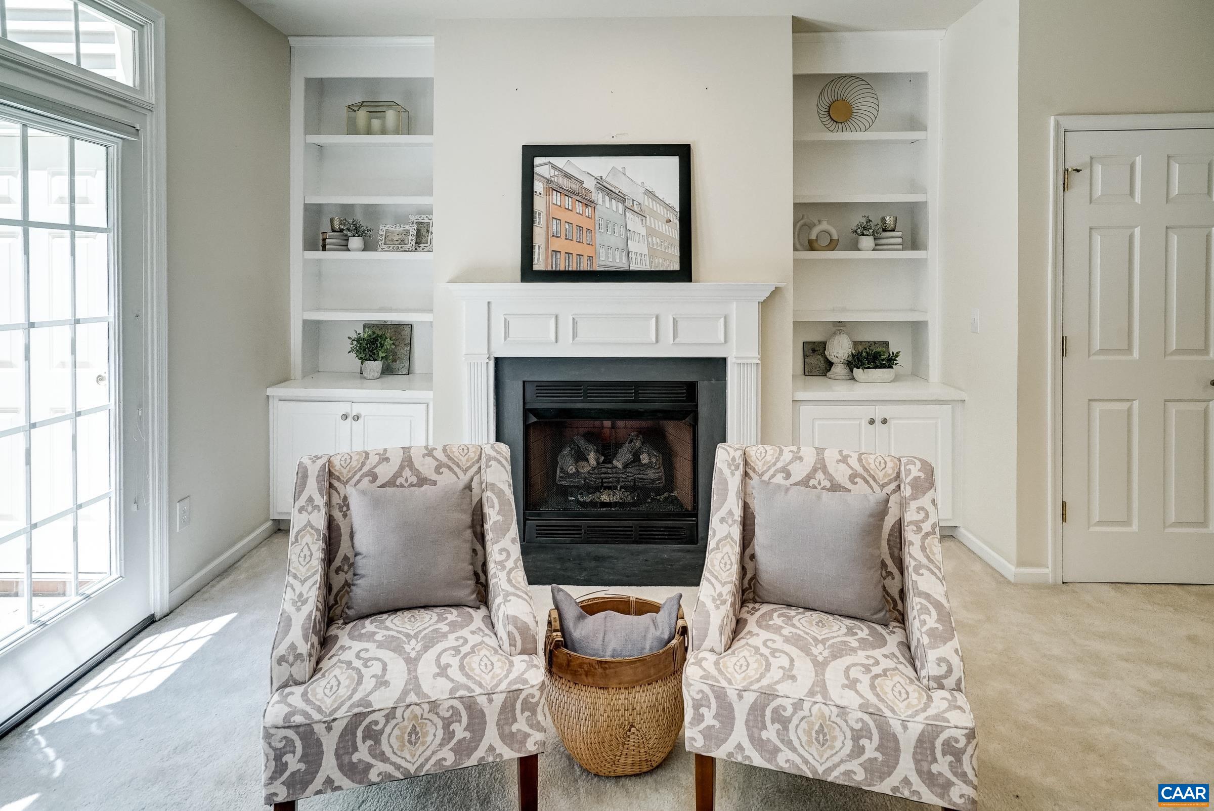 1121 SOMER CHASE CT