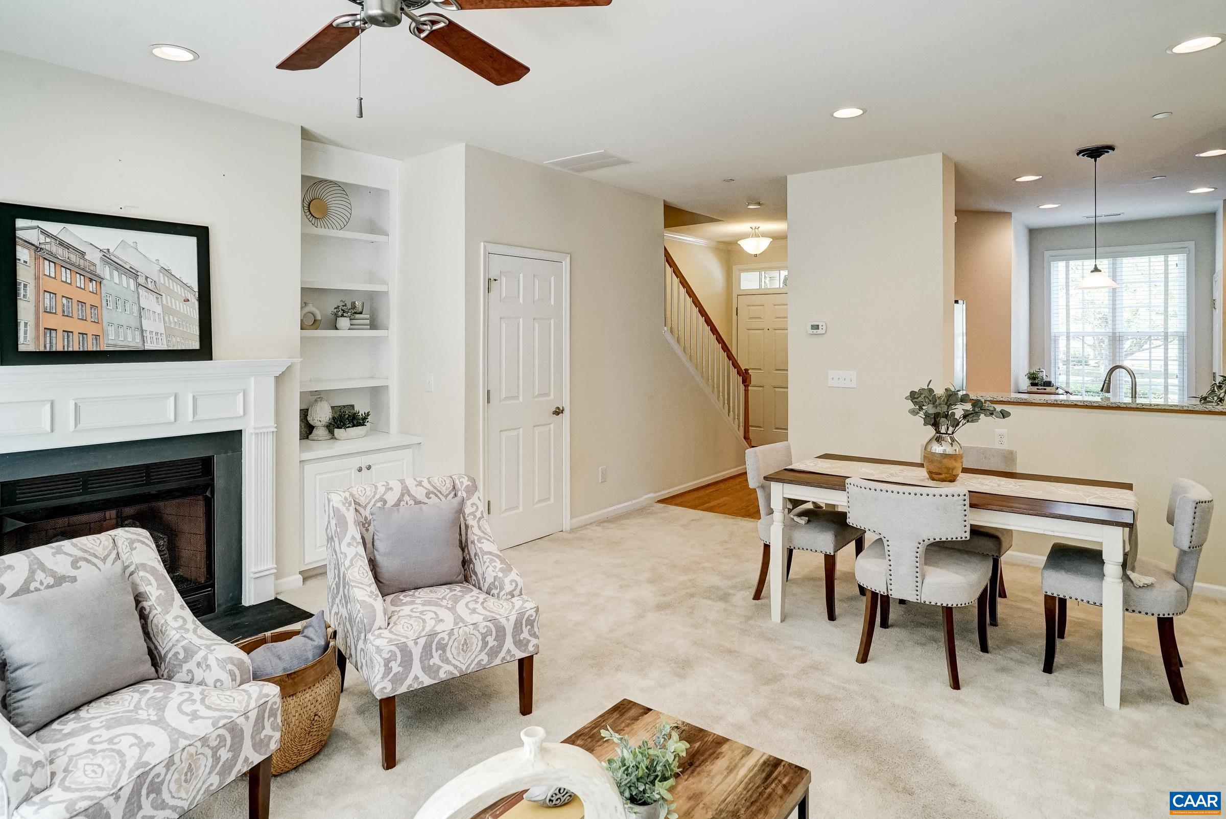 1121 SOMER CHASE CT