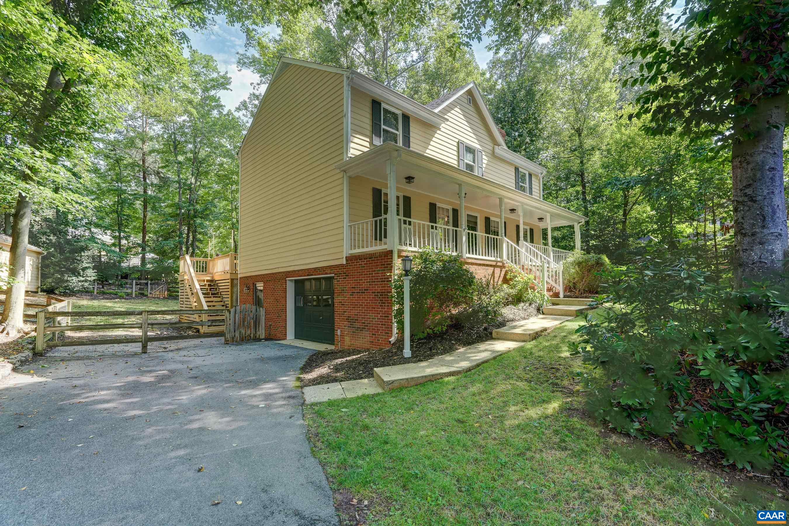 1890 AMBERFIELD DR