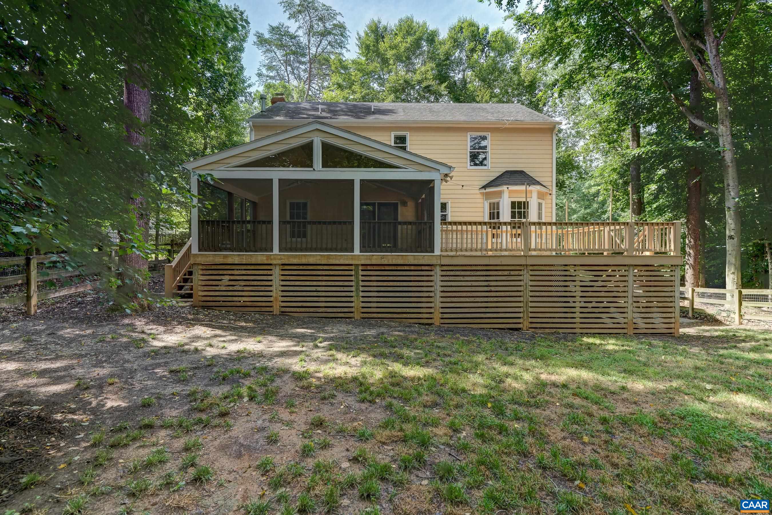1890 AMBERFIELD DR