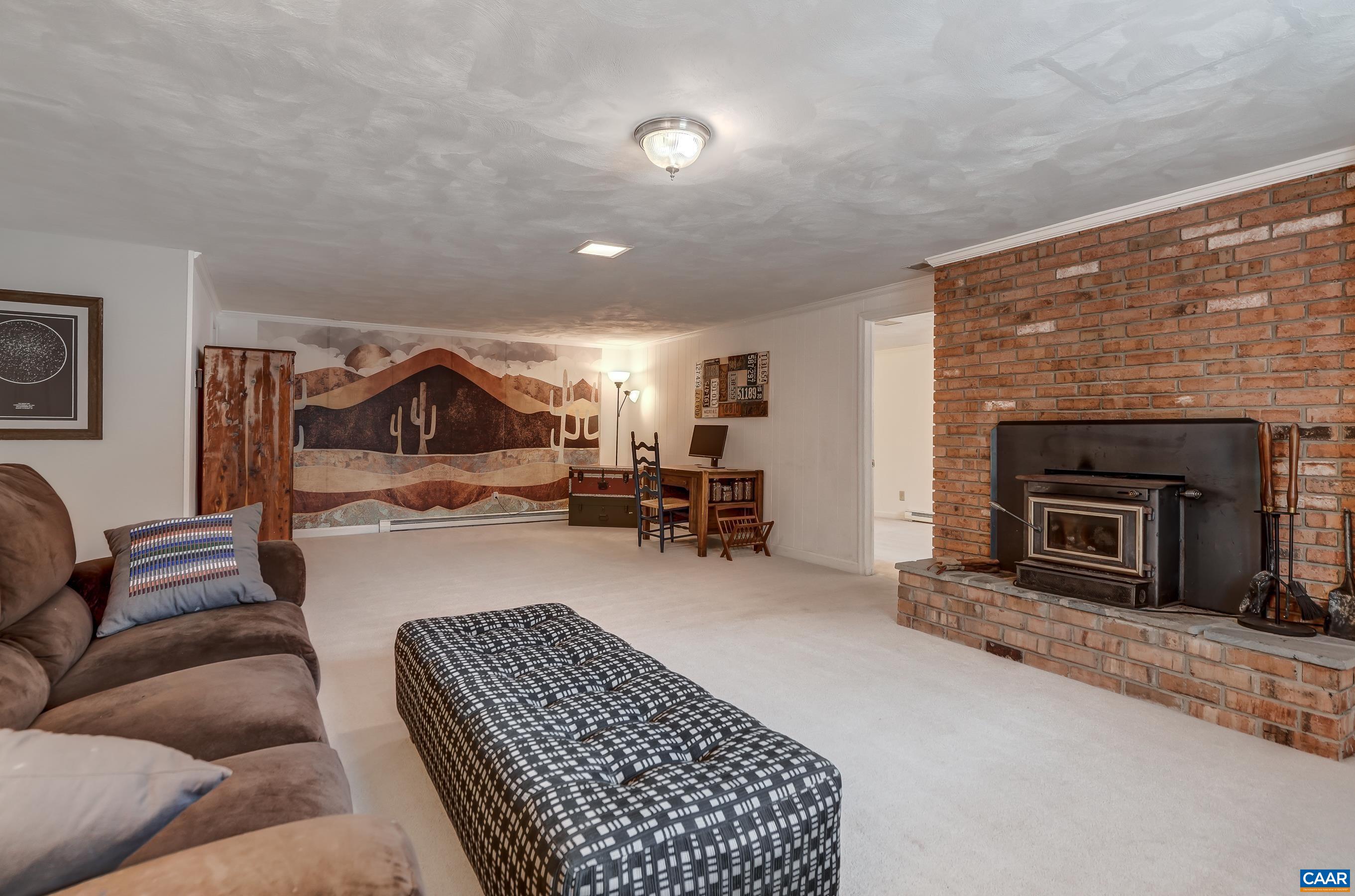 403 CARRSBROOK DR