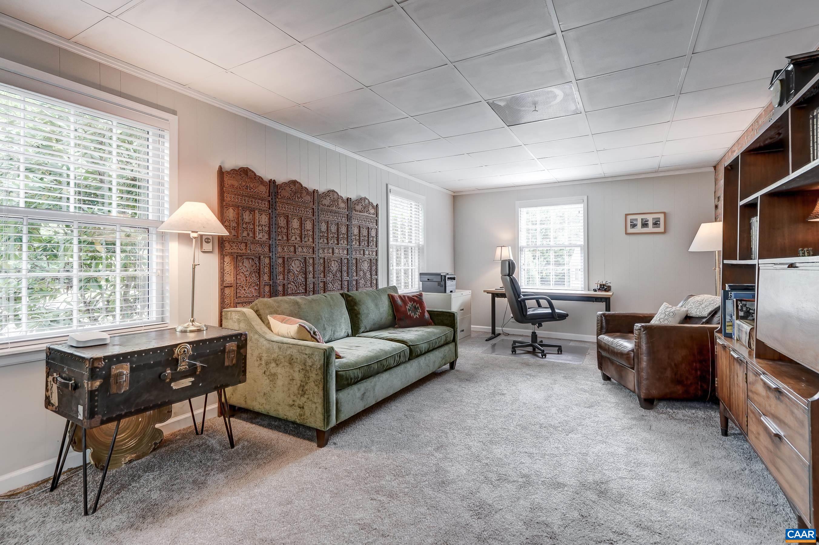 403 CARRSBROOK DR