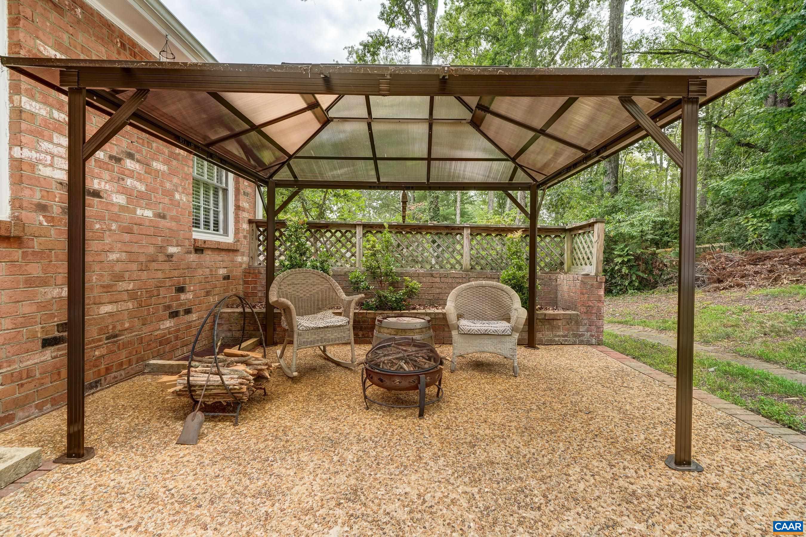 403 CARRSBROOK DR