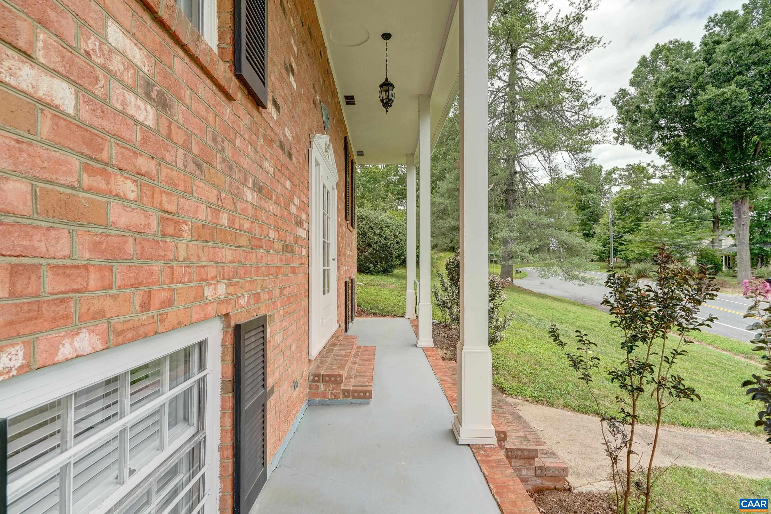 403 CARRSBROOK DR