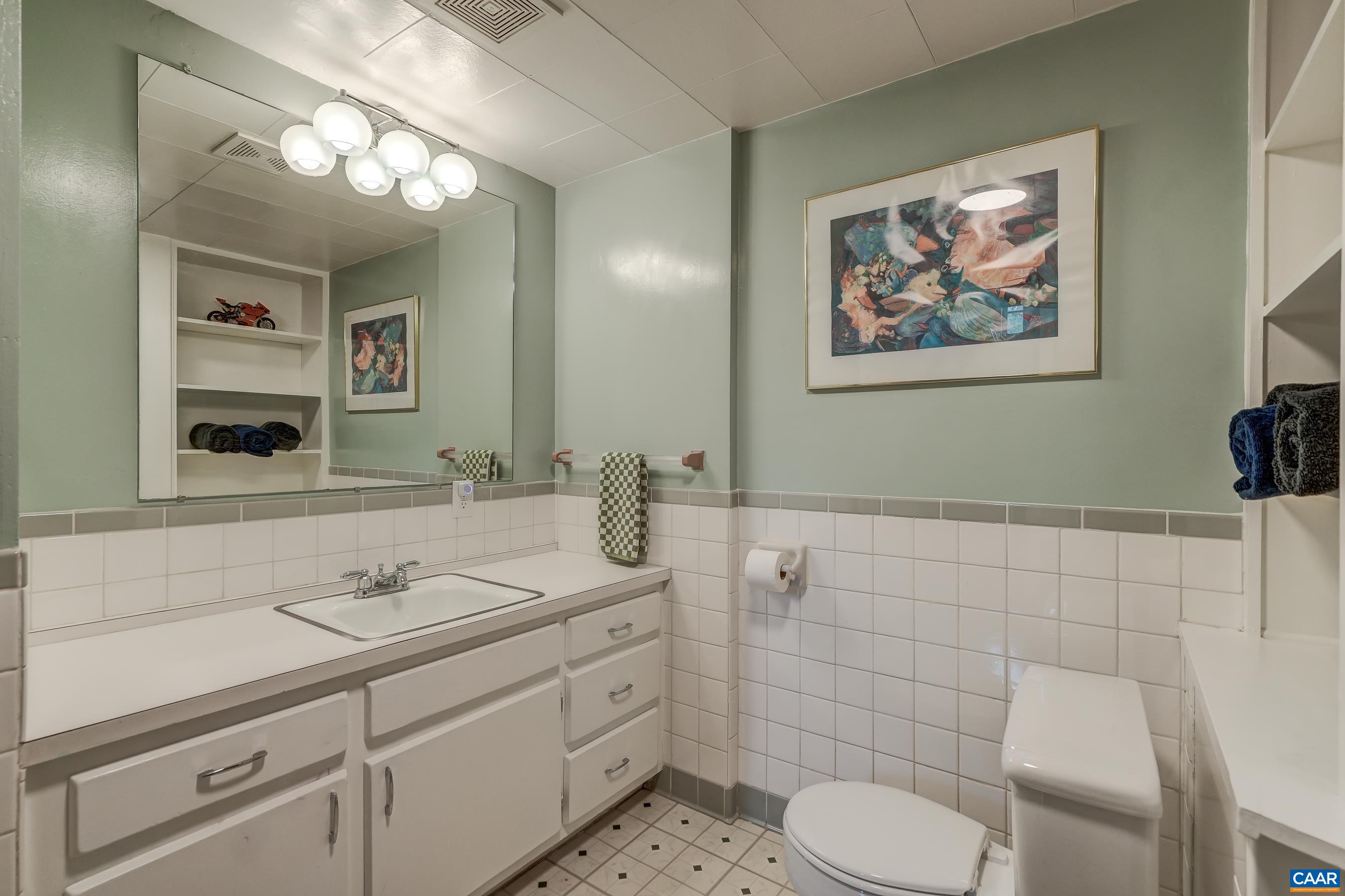 403 CARRSBROOK DR