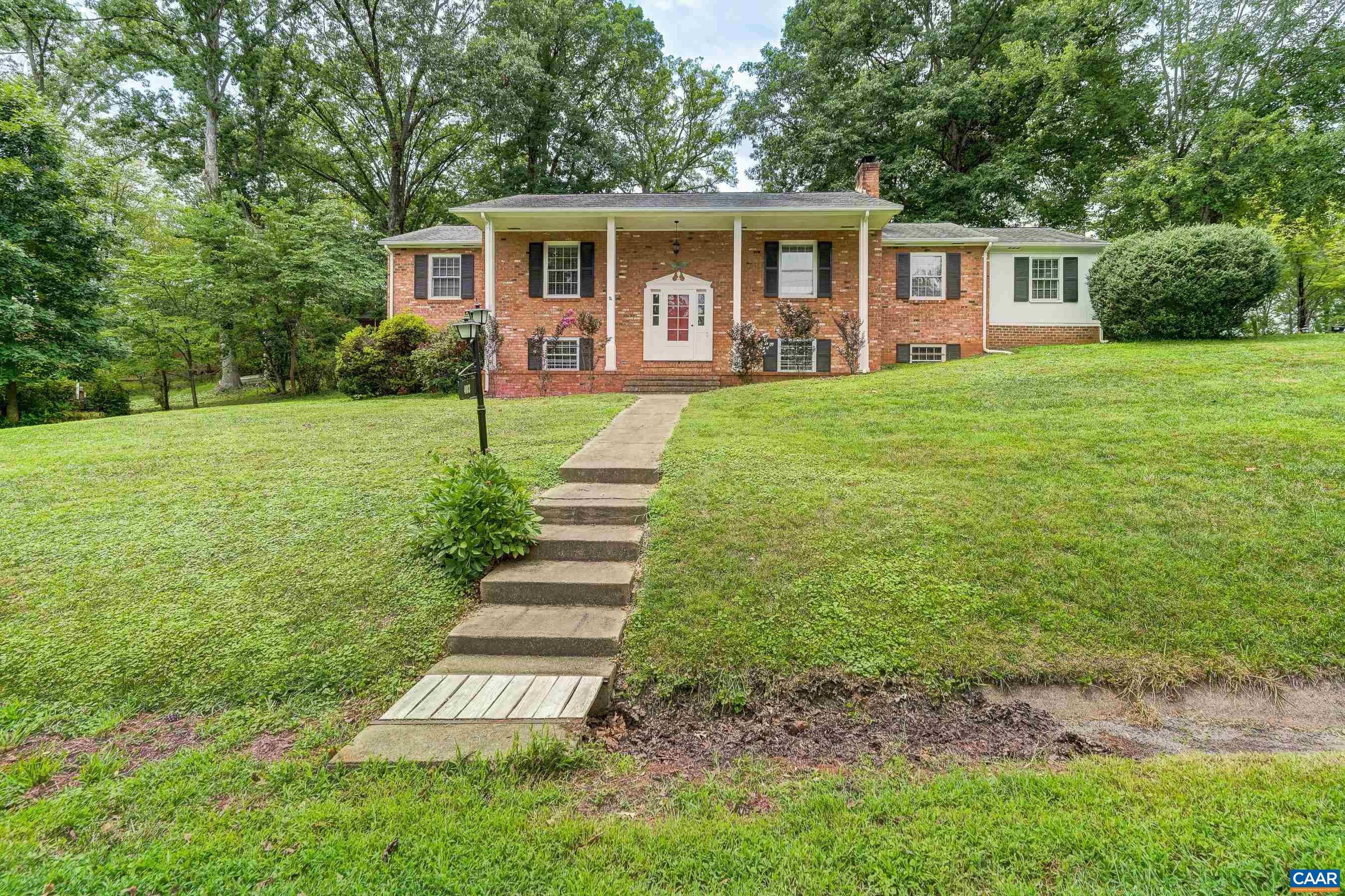 403 CARRSBROOK DR