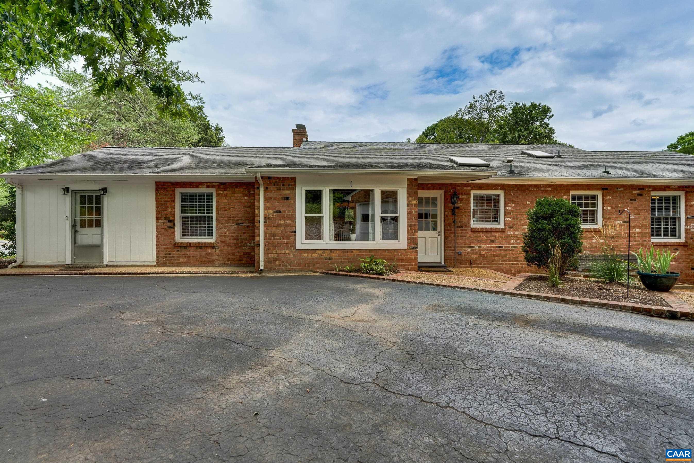 403 CARRSBROOK DR