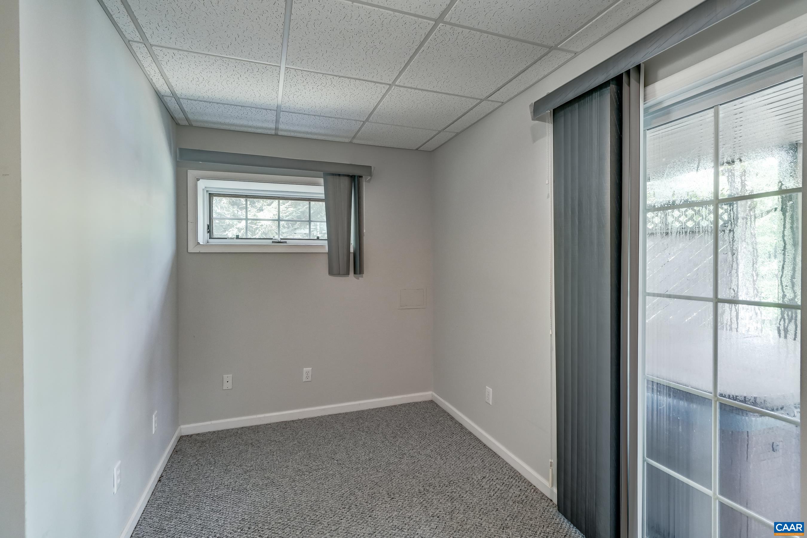 274 JEFFERSON DR