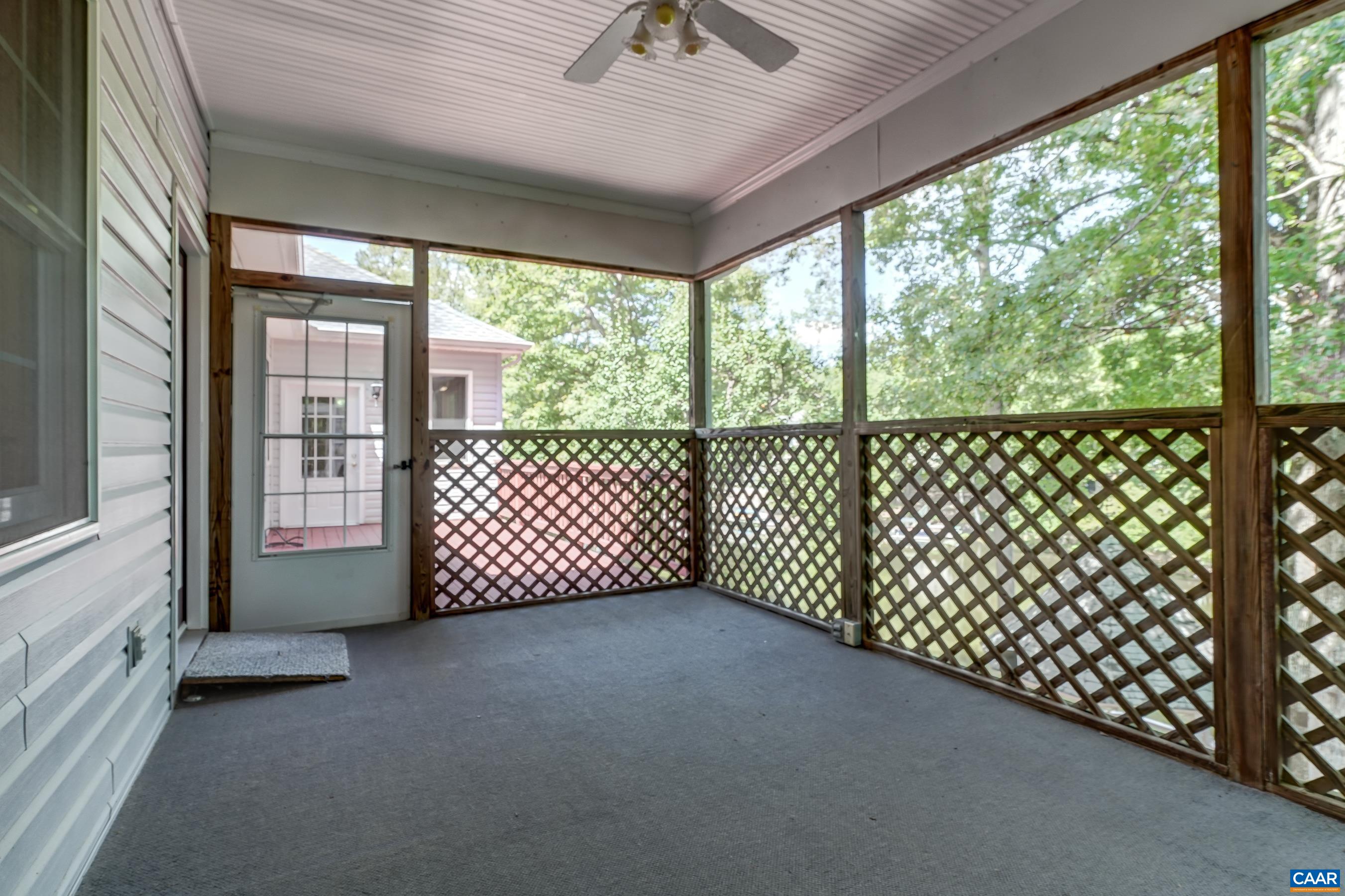 274 JEFFERSON DR