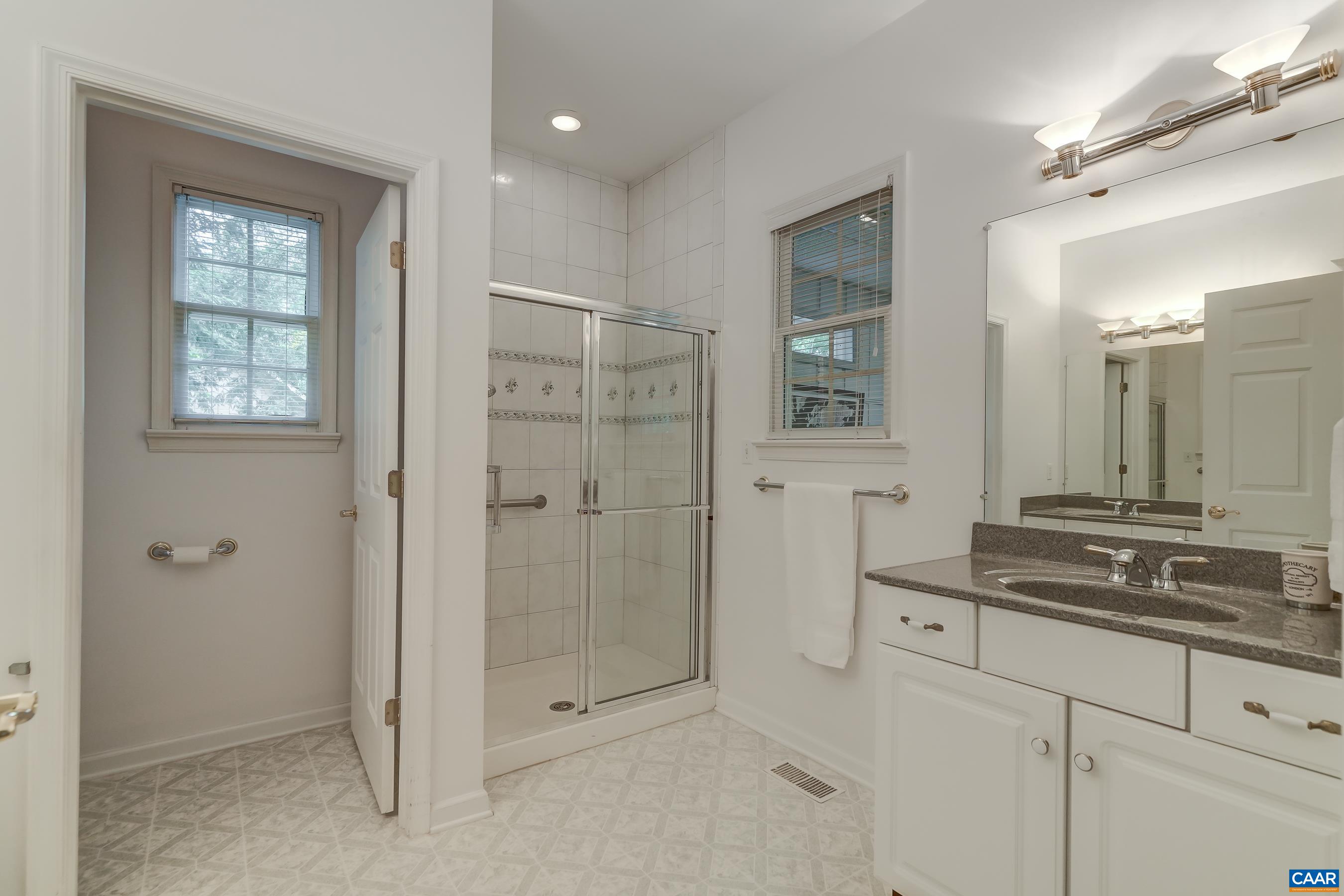 274 JEFFERSON DR