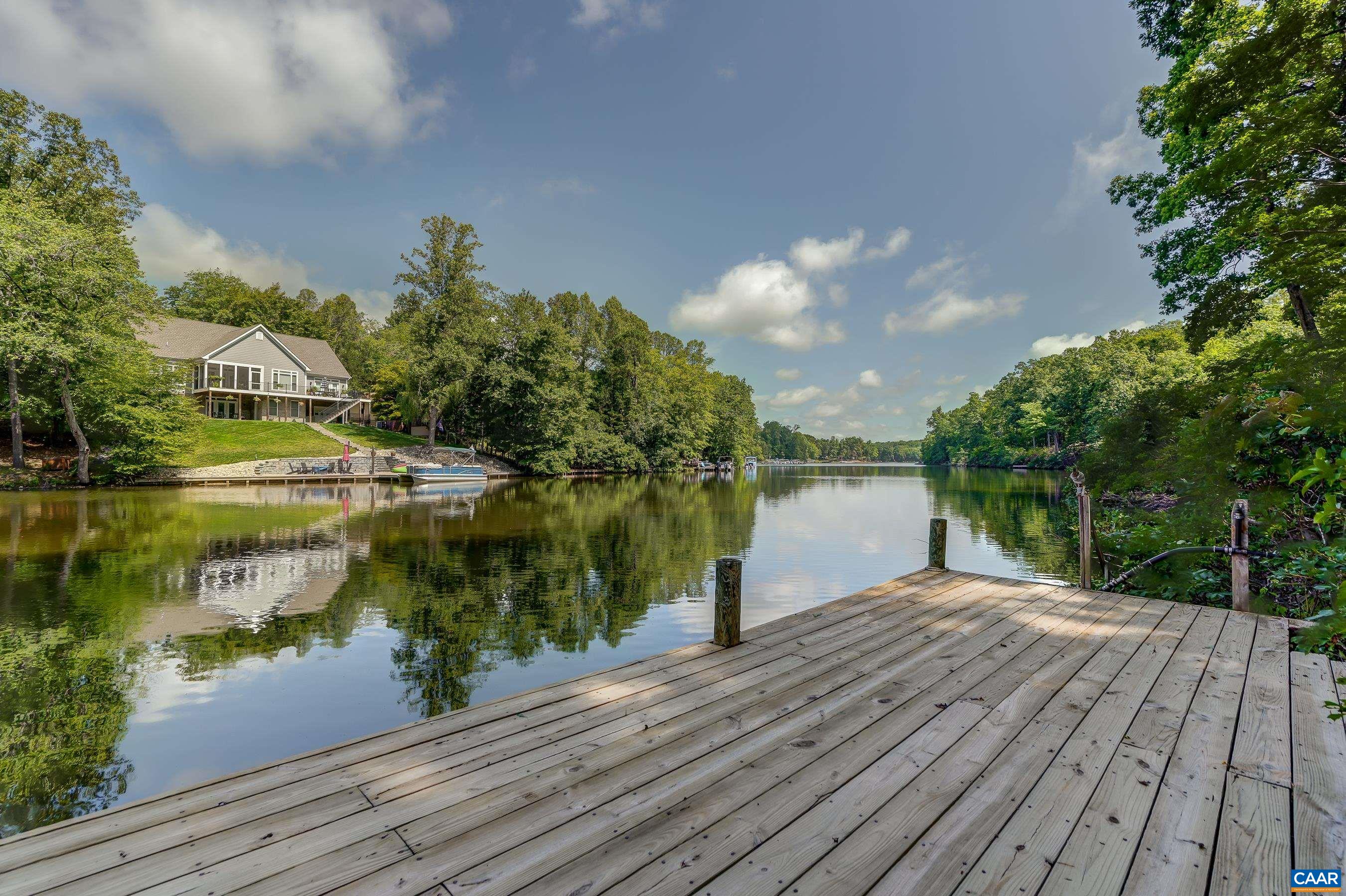 274 JEFFERSON DR
