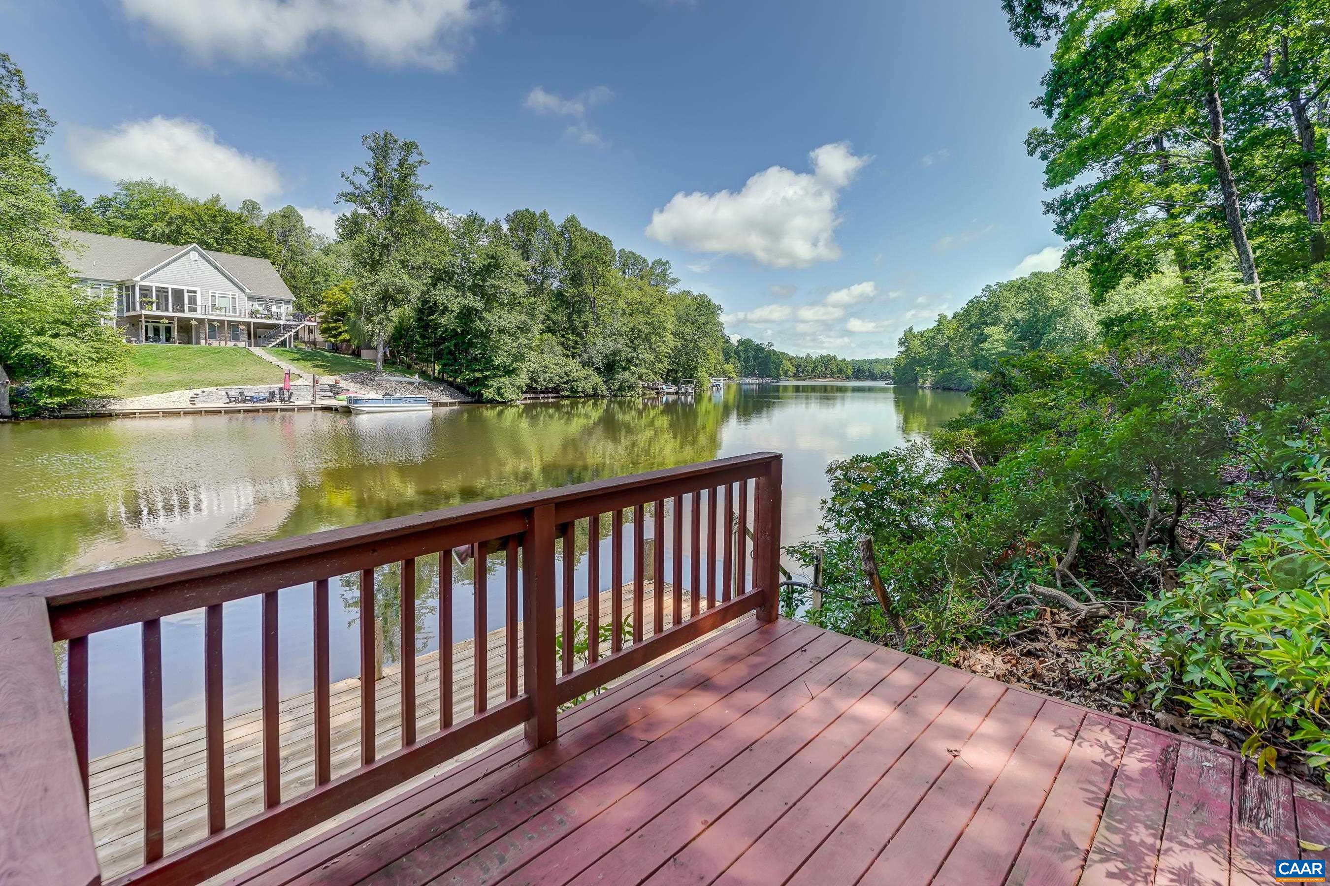 274 JEFFERSON DR