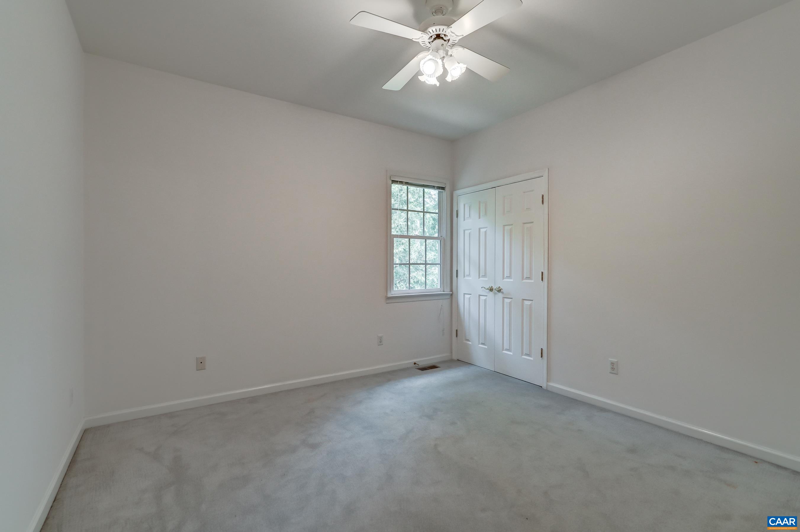 274 JEFFERSON DR