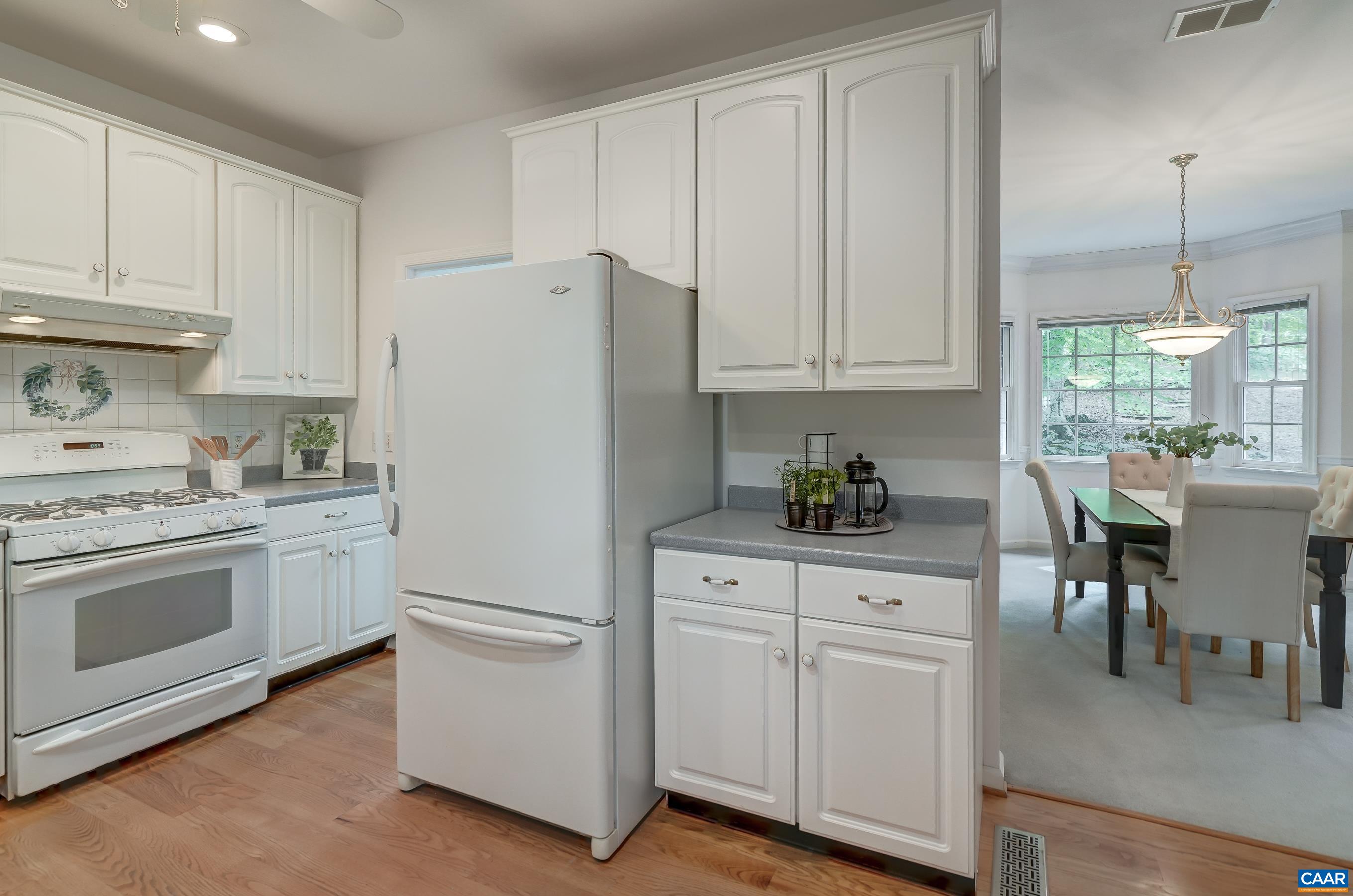 274 JEFFERSON DR