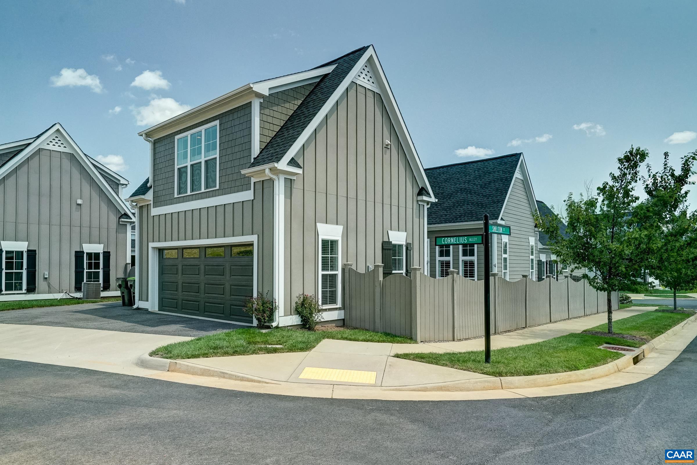 947 BELVEDERE BLVD