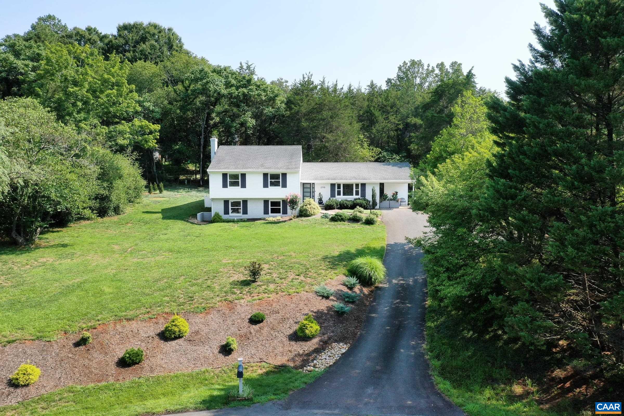 2710 LEEDS LN