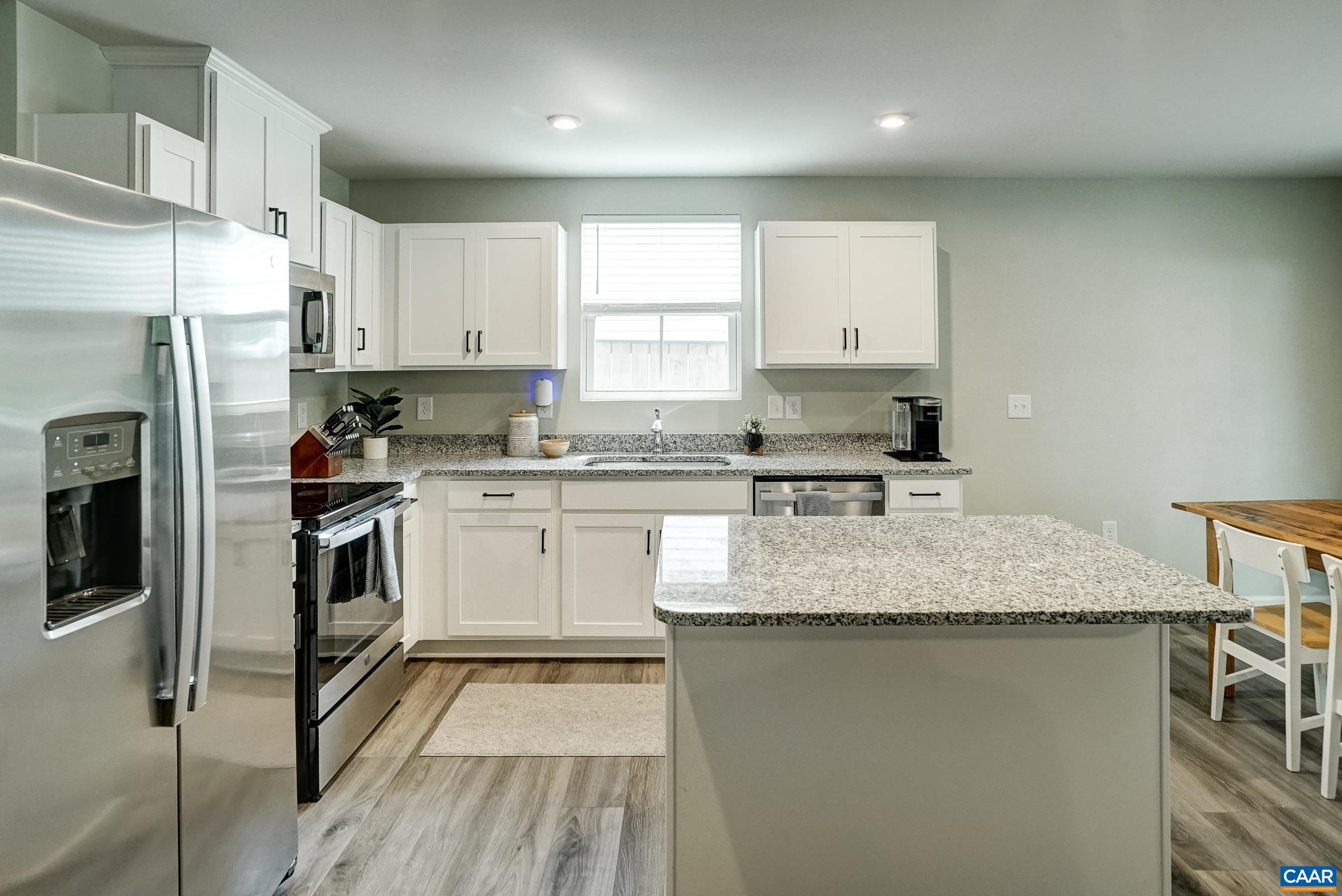 116 WHITE BIRCH RD