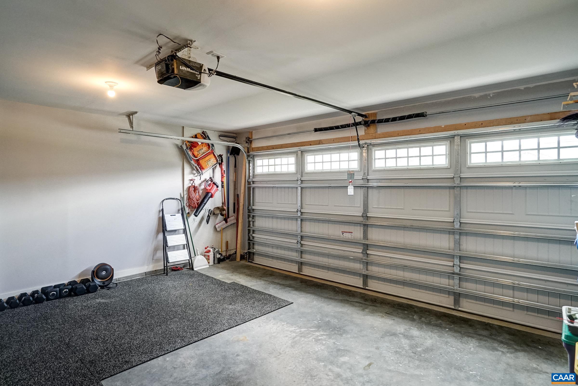 116 WHITE BIRCH RD
