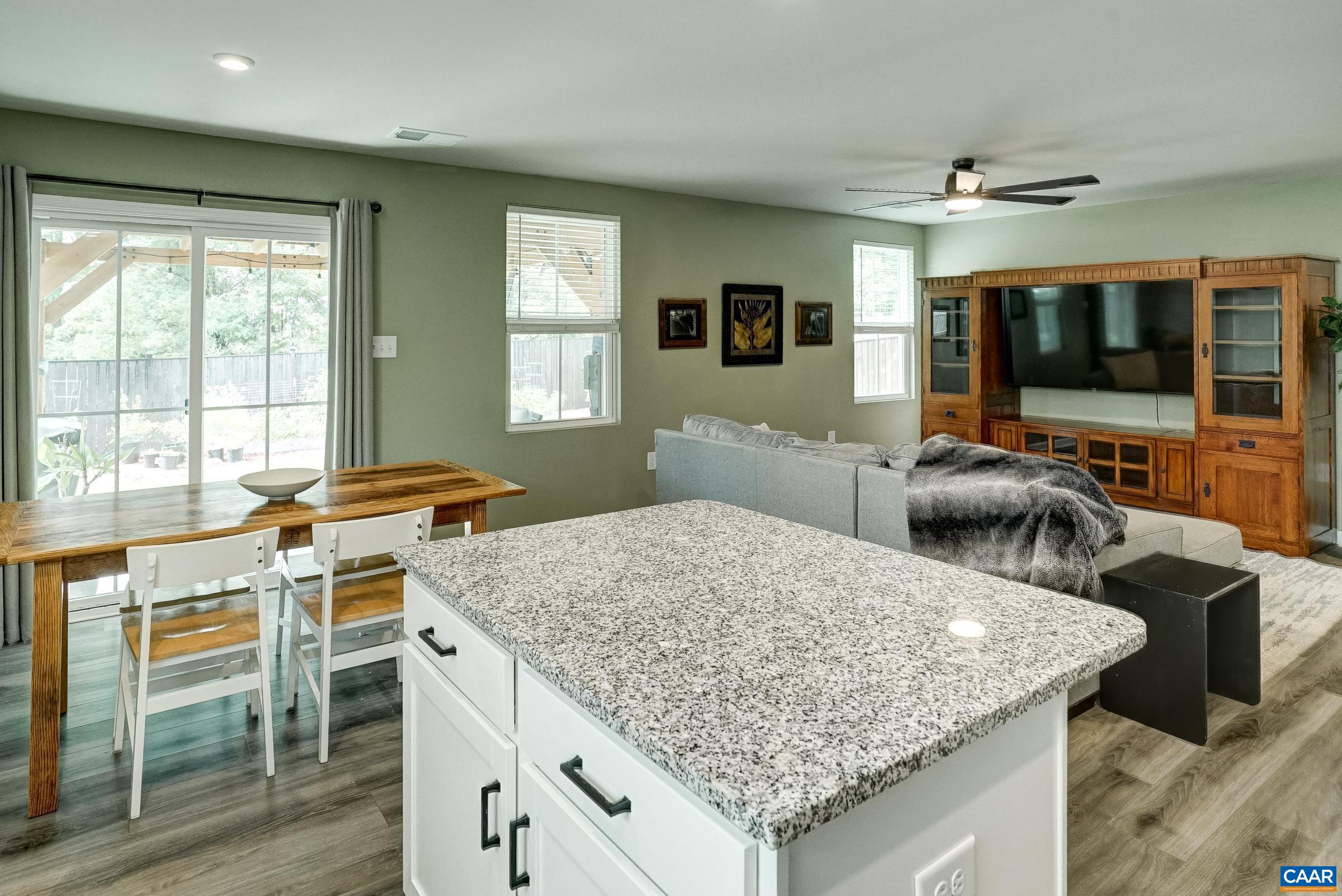 116 WHITE BIRCH RD