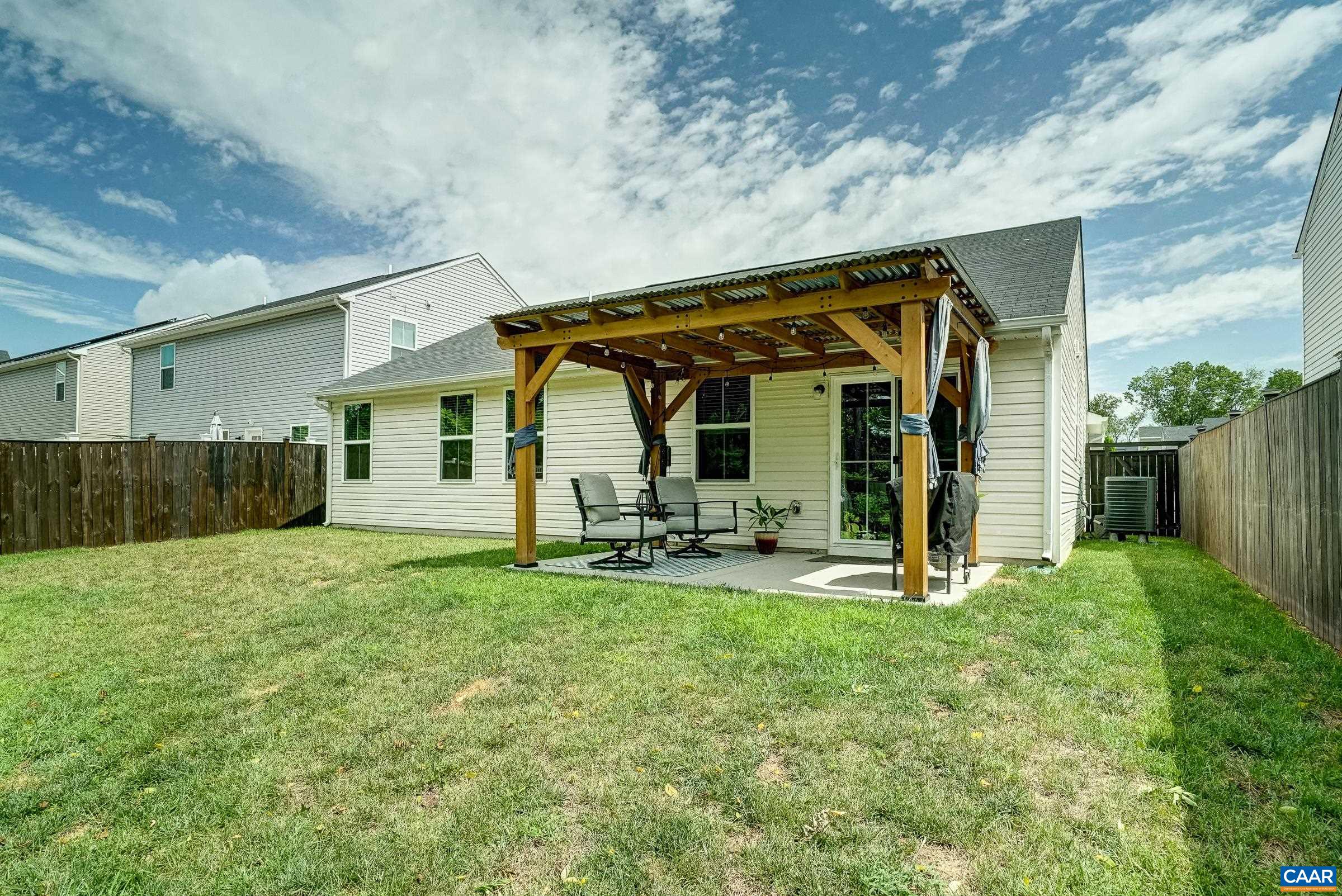 116 WHITE BIRCH RD