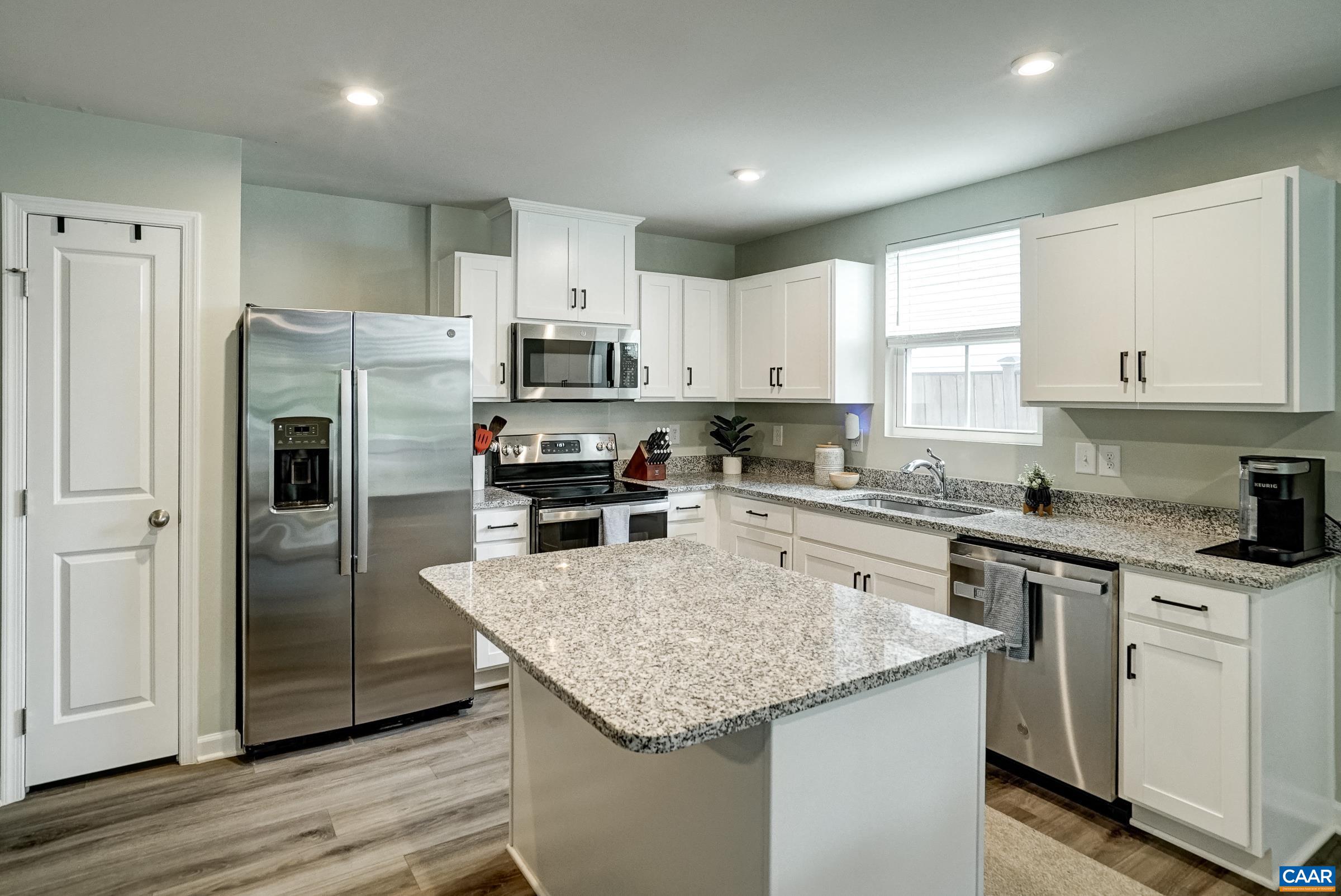 116 WHITE BIRCH RD